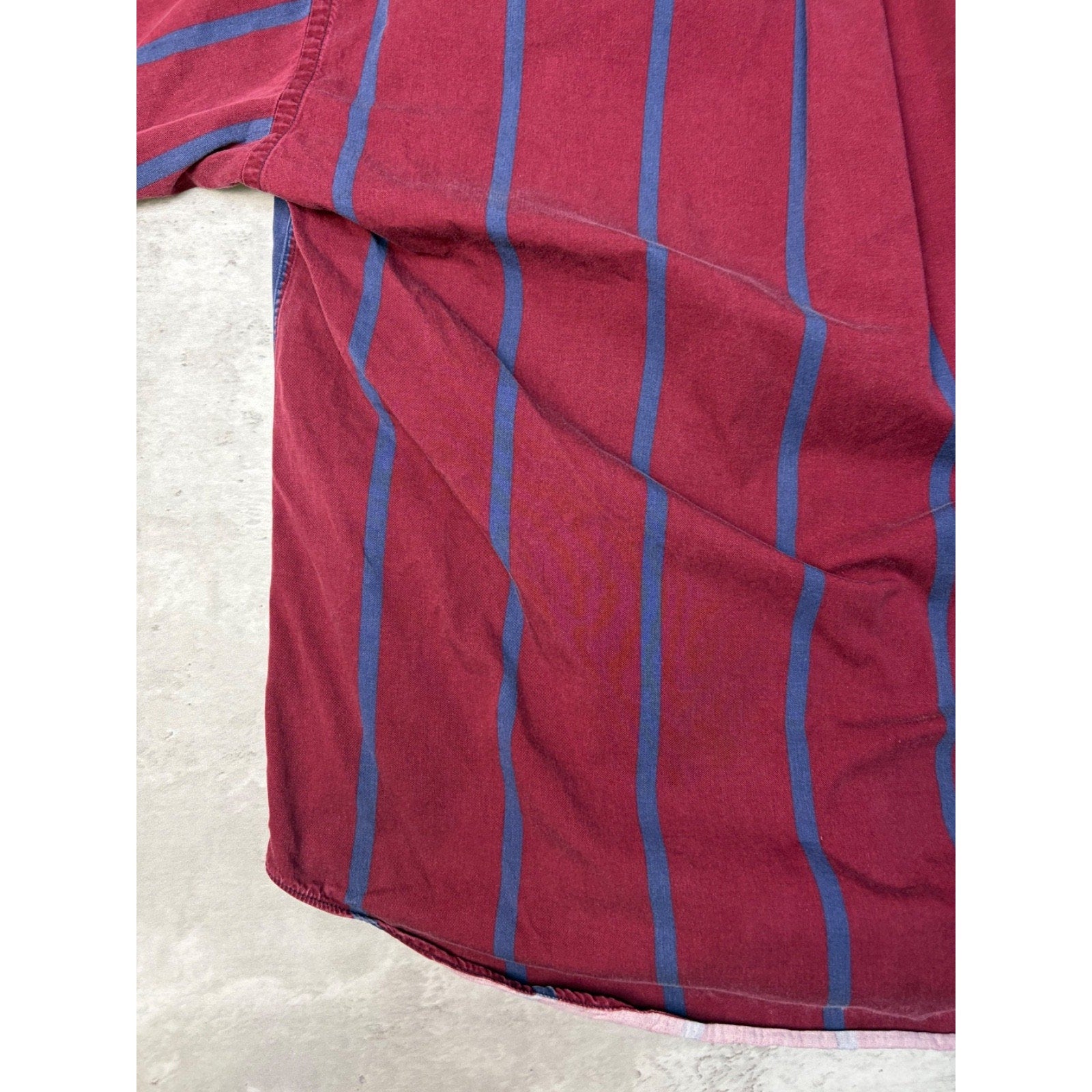 Vintage Tommy Hilfiger Embroidered Crest Striped Button Up Shirt Size Large