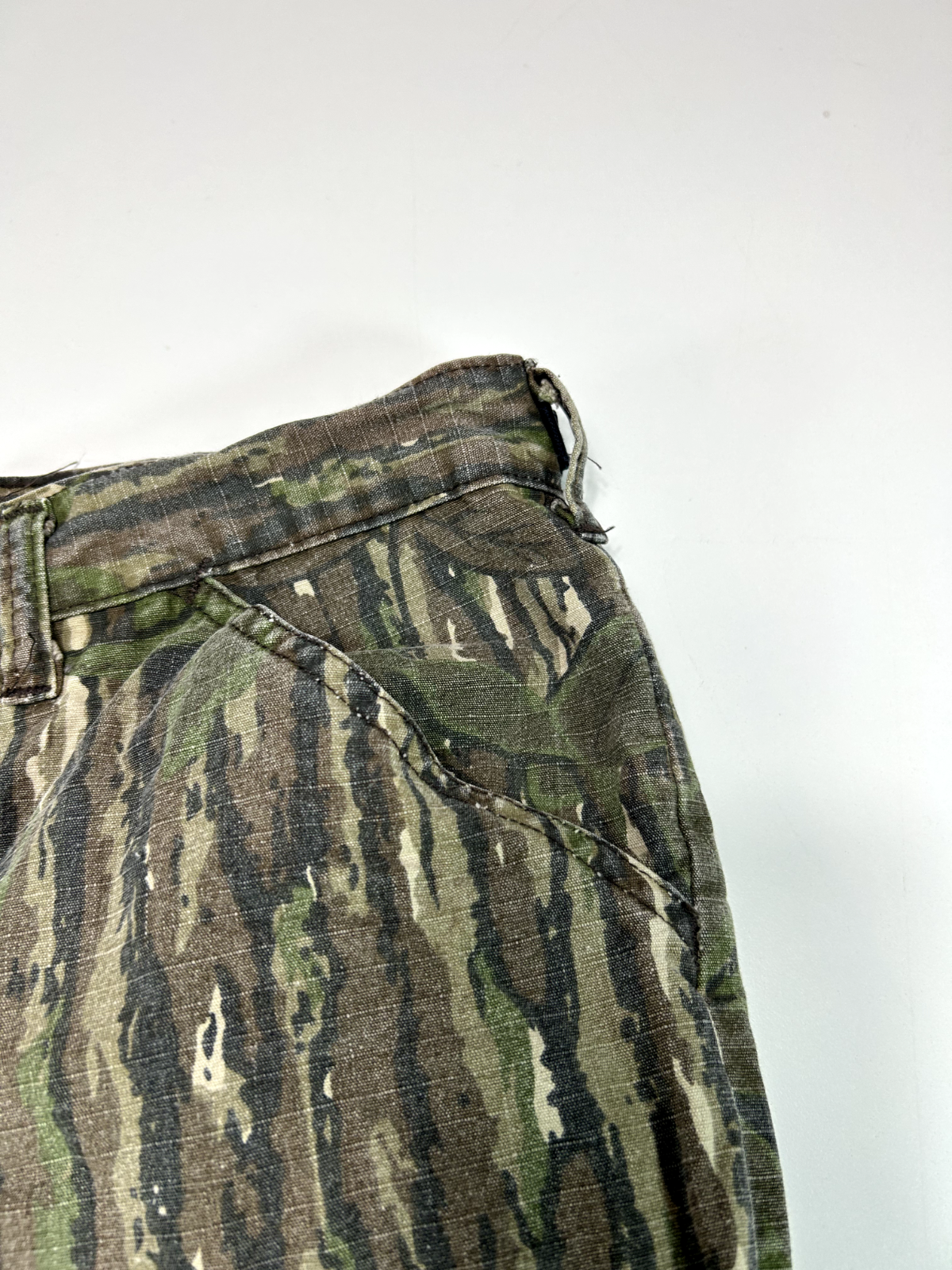 Vintage 90s Liberty Realtree Camo Cargo Ripstop Hunting Pants Size 34