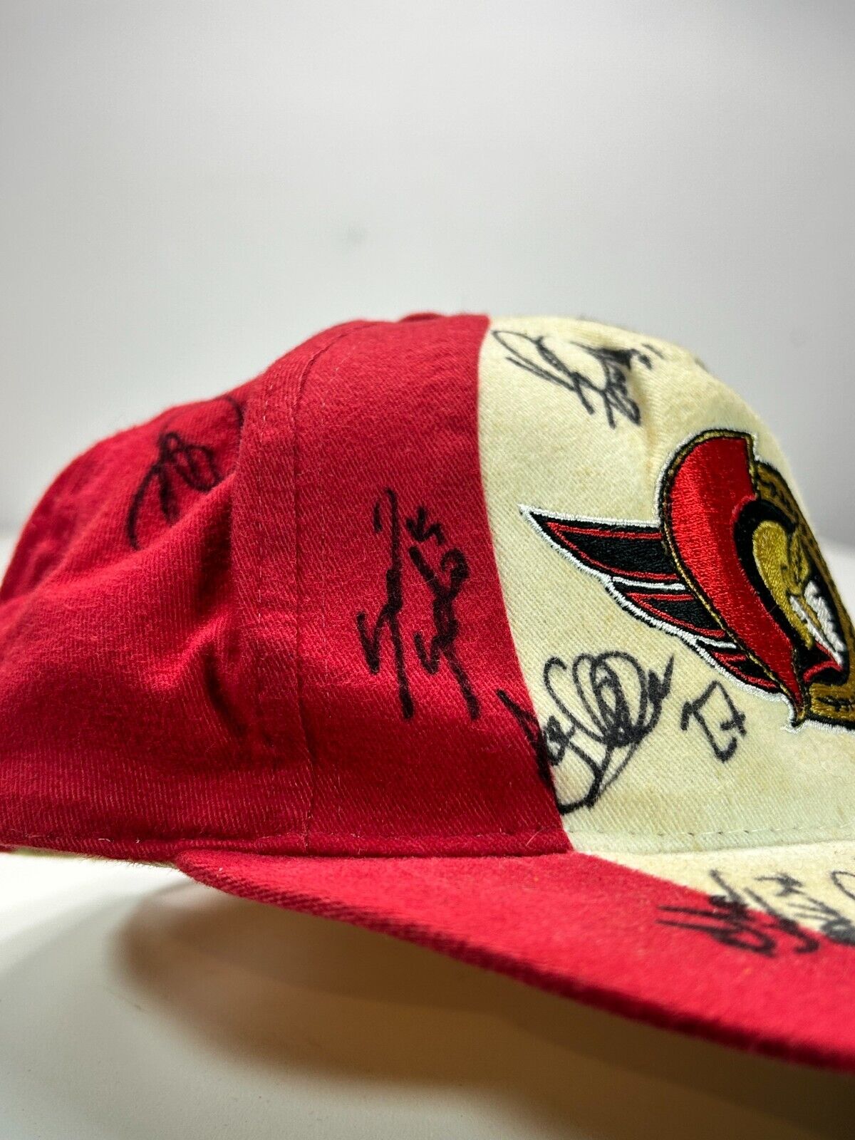 Vintage 90s Ottawa Senators NHL Embroidered Logo Hockey Snapback Hat OSFA