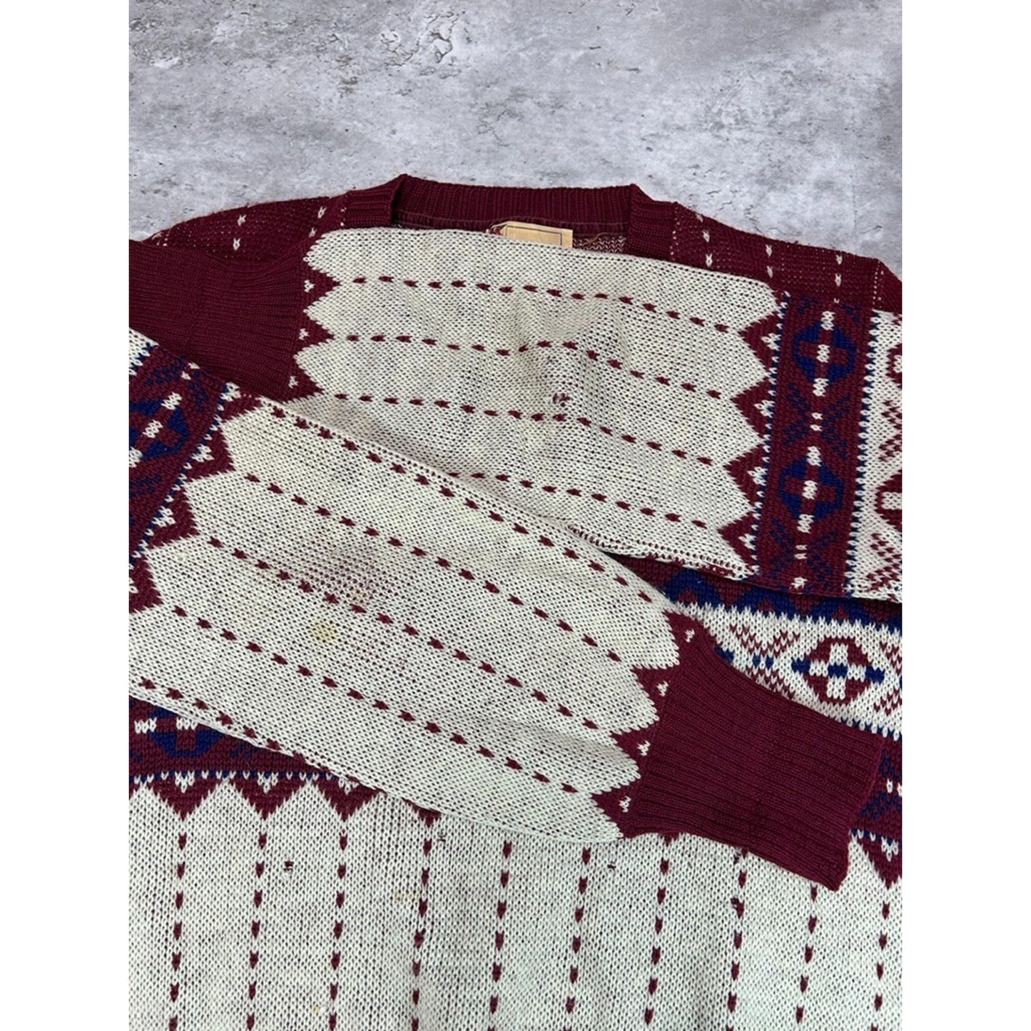 Vintage 1960s Two Legs Abstract Pattern Pullover Sweater Size Medium