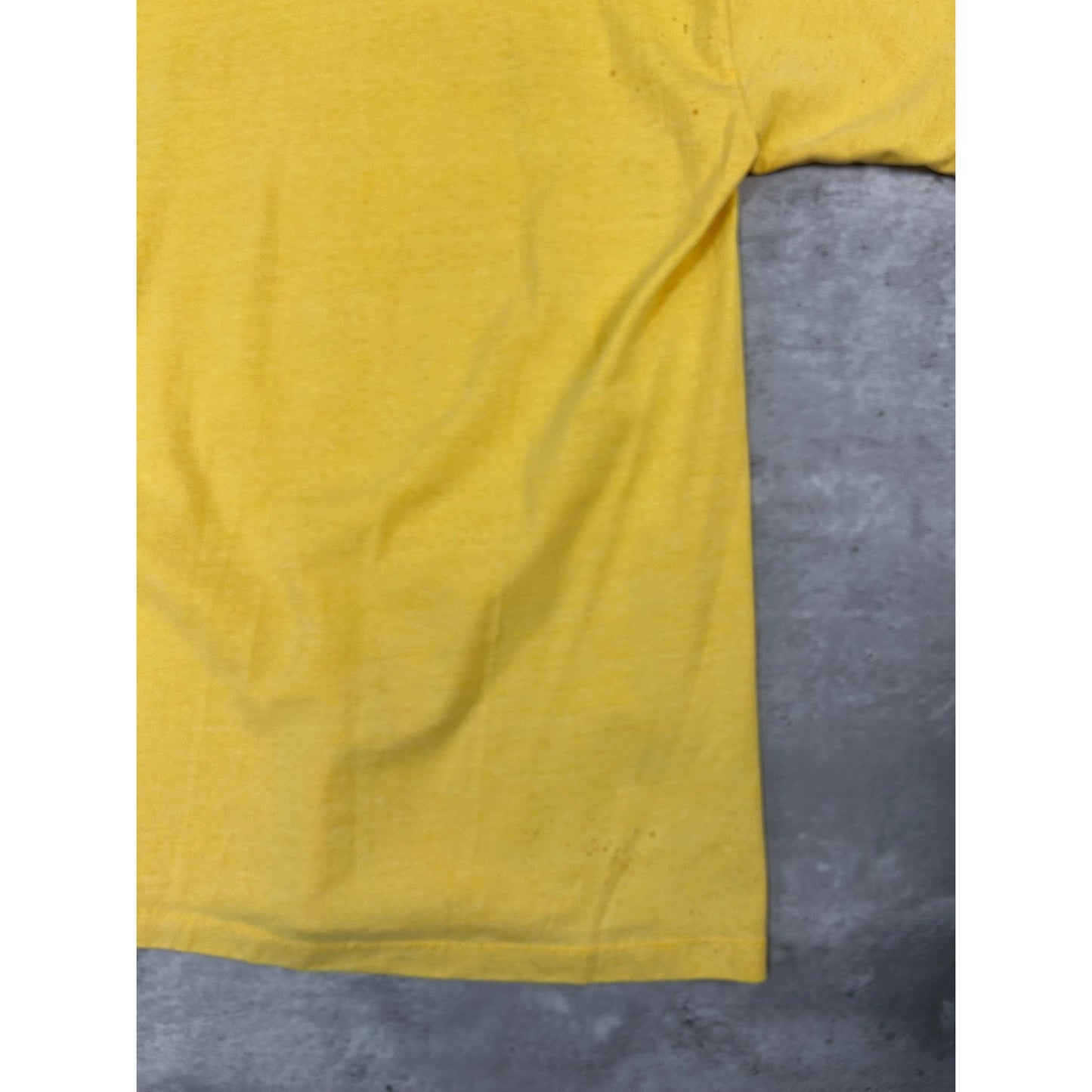 Vintage 80s/90s So What's Your Point Bulldog Graphic T-Shirt Size Medium Yellow