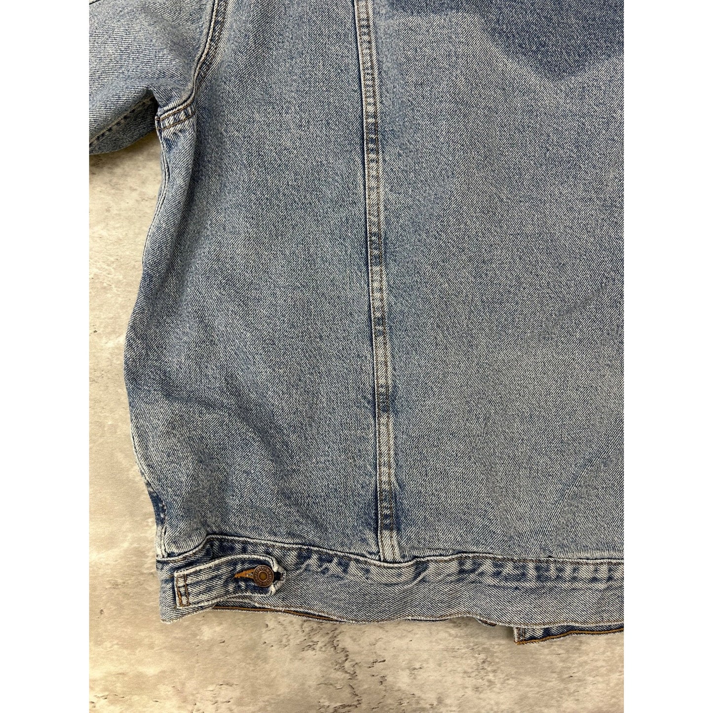 VTG 90s Levis Plaid Lined Red Tab Light Wash Denim Type 3 Trucker Jacket Size XL