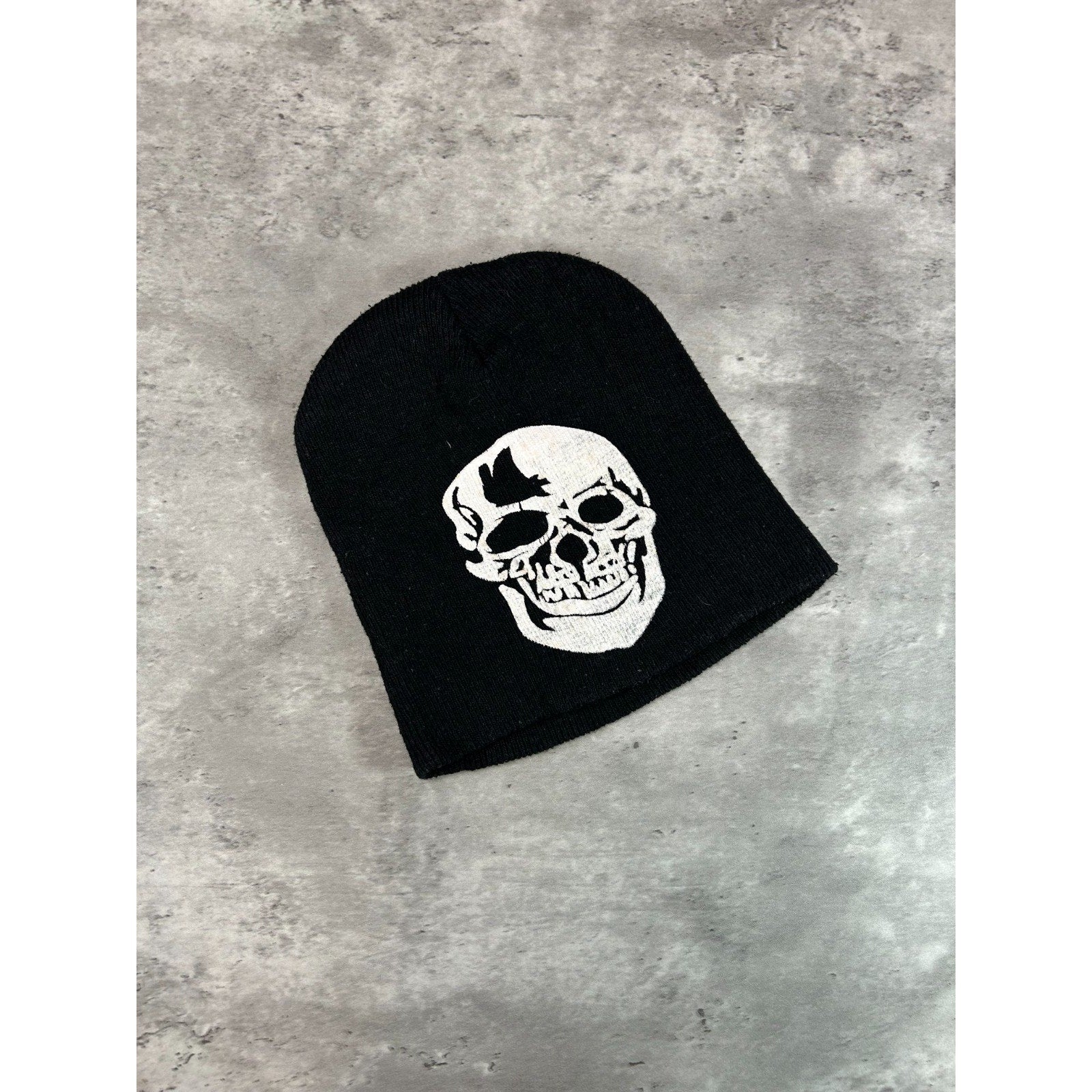 Vintage 2000s Skull Graphic Beanie Hat OSFA