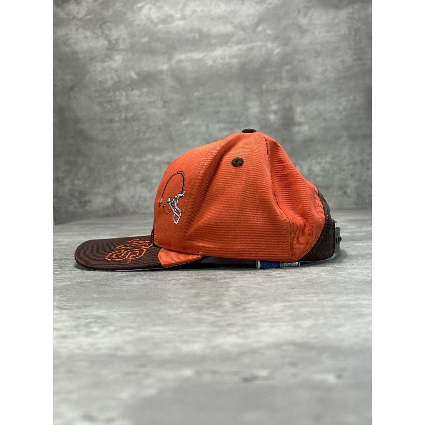 Vintage 90s Cleveland Browns NFL Embroidered Logo Snapback Hat YOUTH