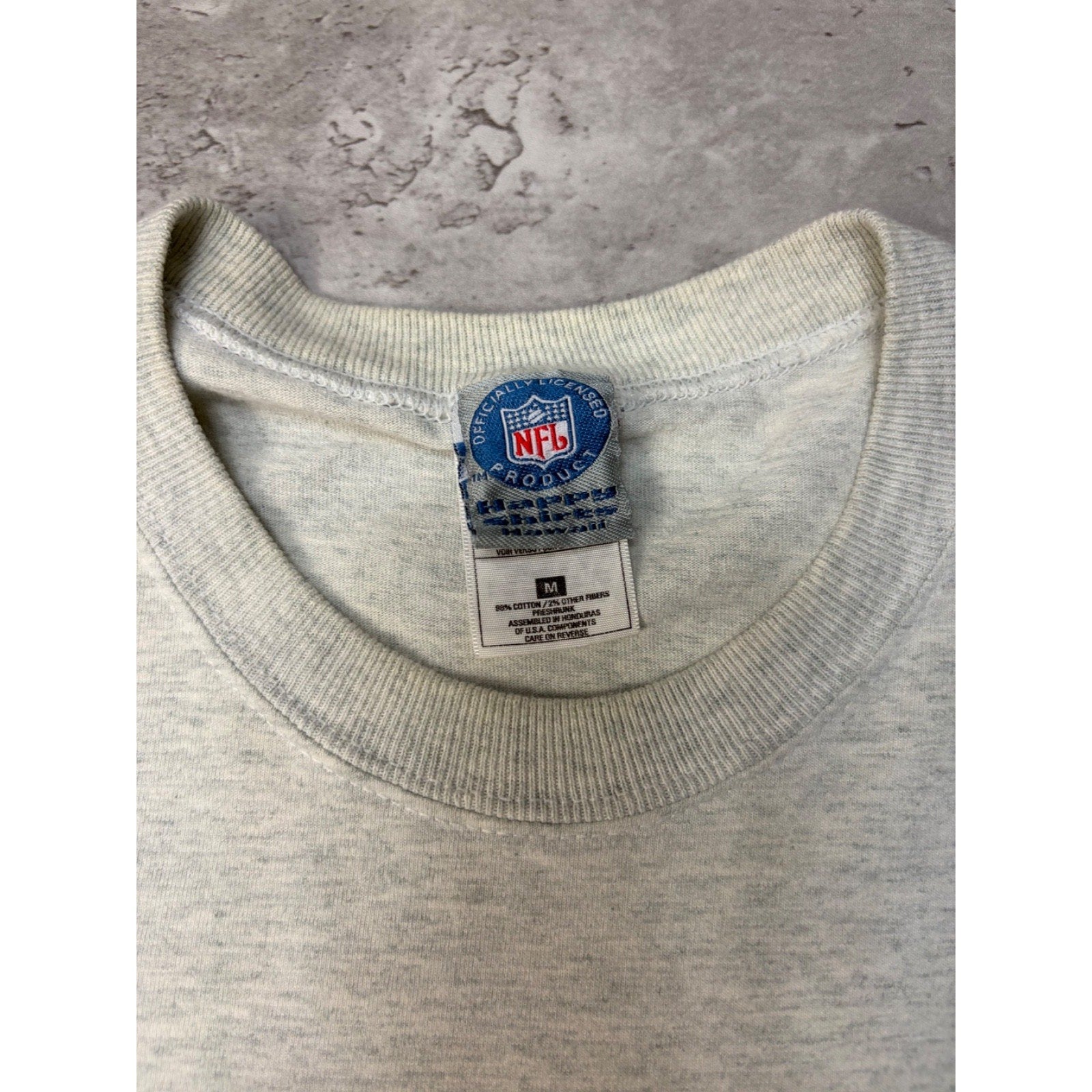 Vintage 1999 NFL Hawaii Pro Bowl AFC Vs NFC Helmet Graphic T-Shirt Size Medium