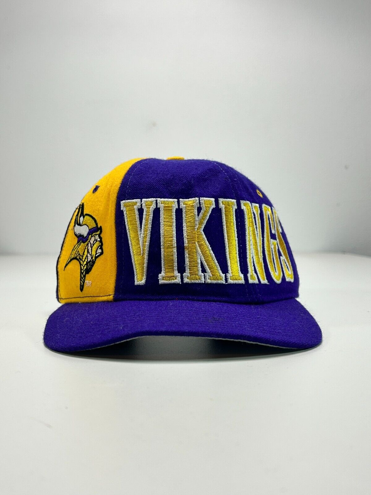 Vintage 90s Minnesota Vikings NFL Tri Power Starter Spell Out Snapback Hat OSFA