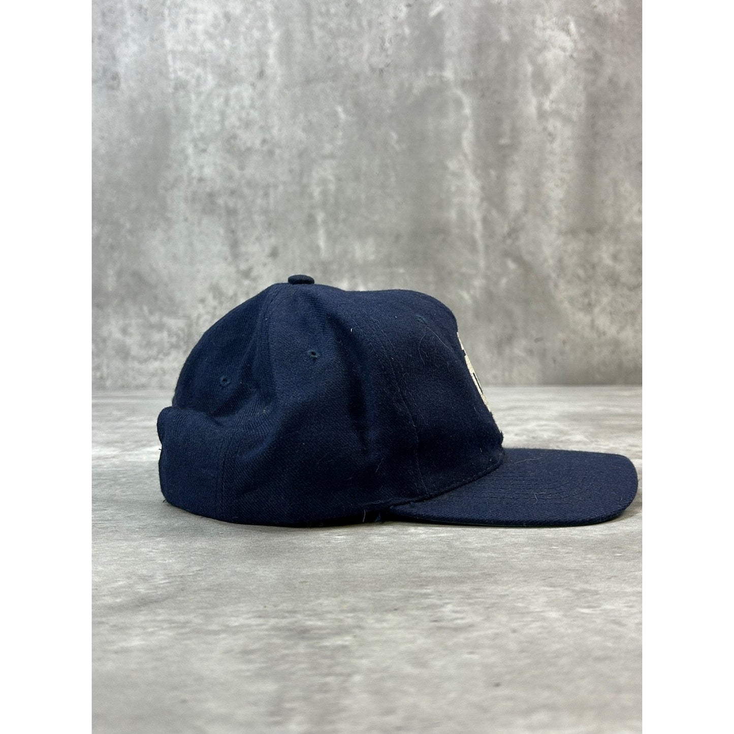 Vintage 90s Embroidered IC Spellout Snapback Hat OSFA