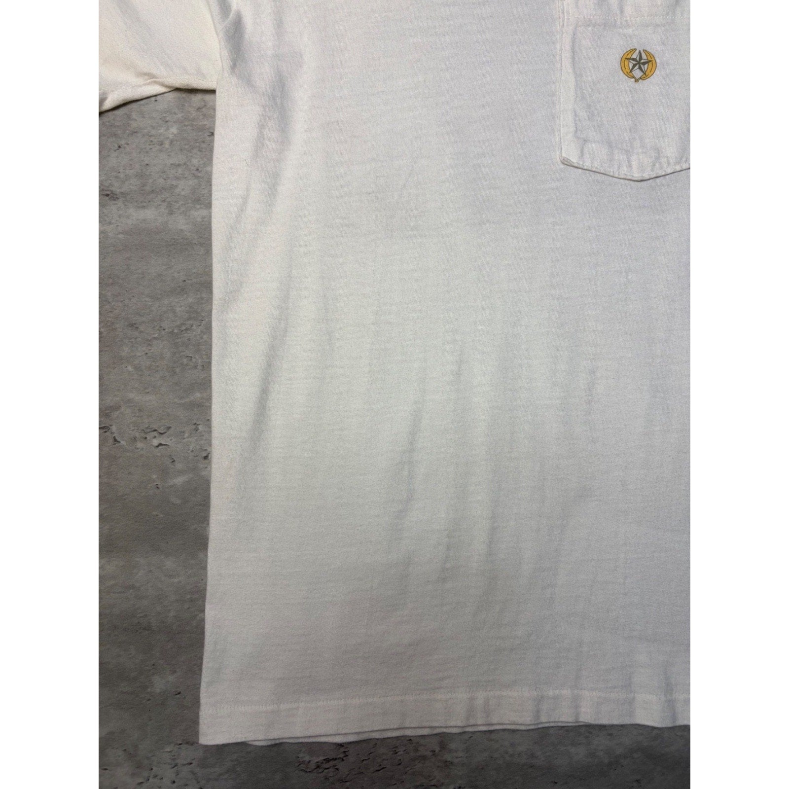 Vintage Banana Republic Travel & Safari Clothing Co Graphic T-Shirt Size Small