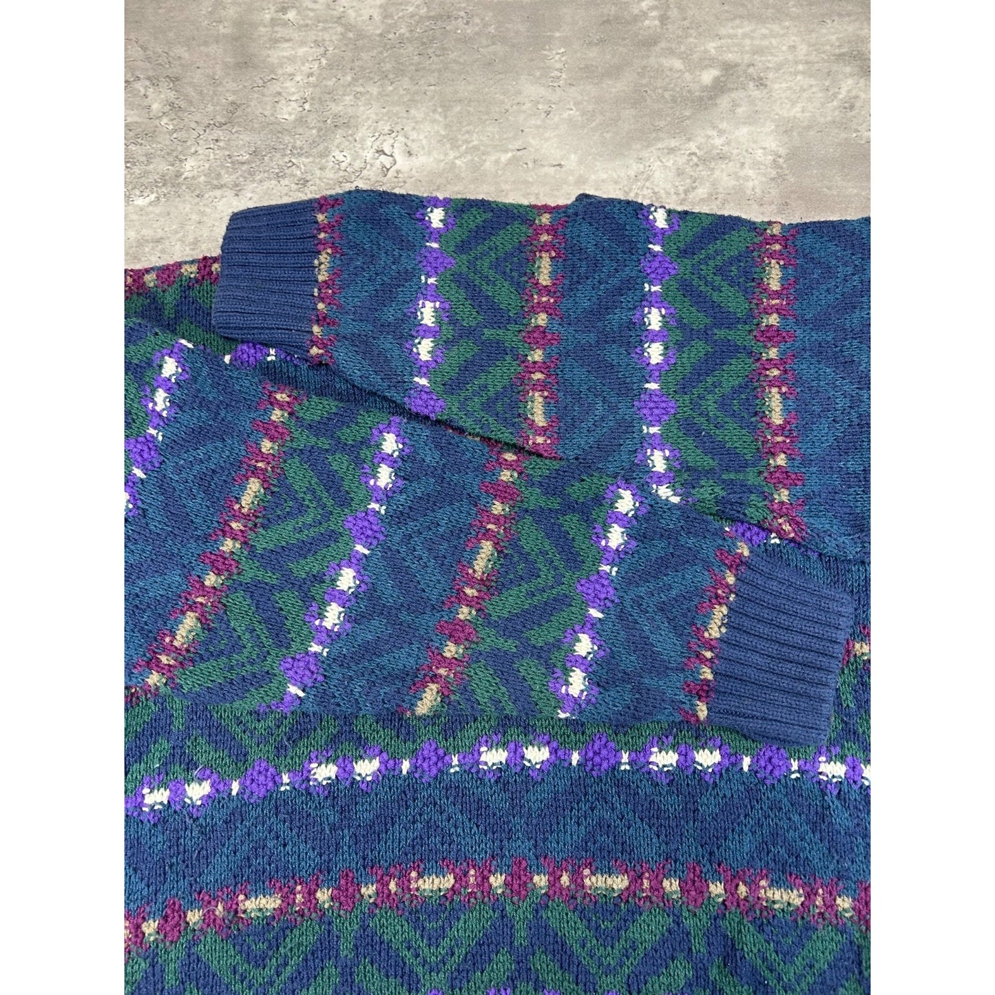 Vintage St Johns Bay Geometric Striped Pullover Knit Sweater Size Medium