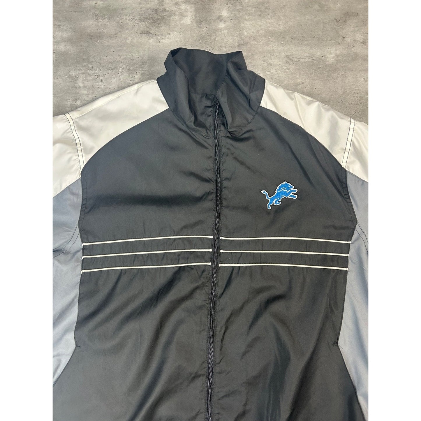 Vintage Detroit Lions NFL Embroidered Logo Nylon Windbreaker Jacket Size XL