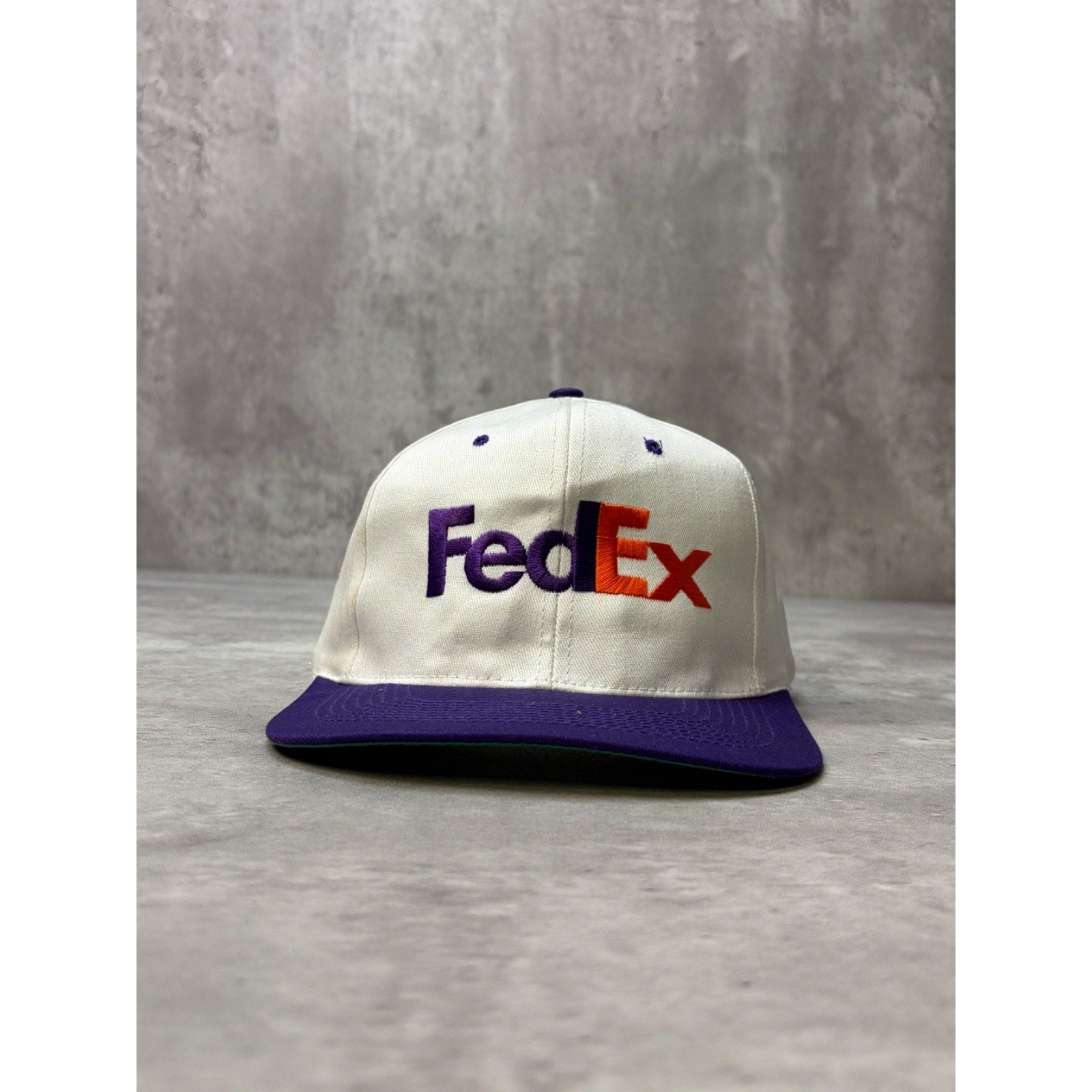 Vintage 90s FedEx Embroidered Logo Two Tone Snapback Hat OSFA