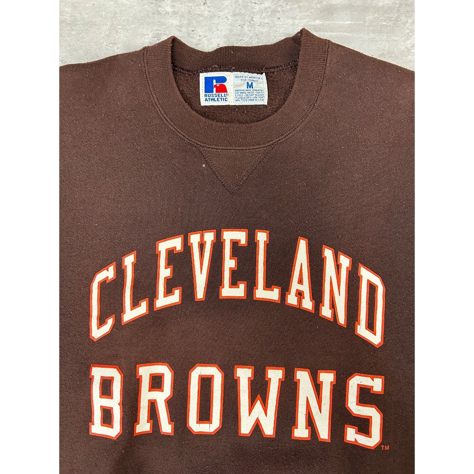 Vintage 90s Cleveland Browns NFL Spellout Graphic Football Sweatshirt Sz Medium