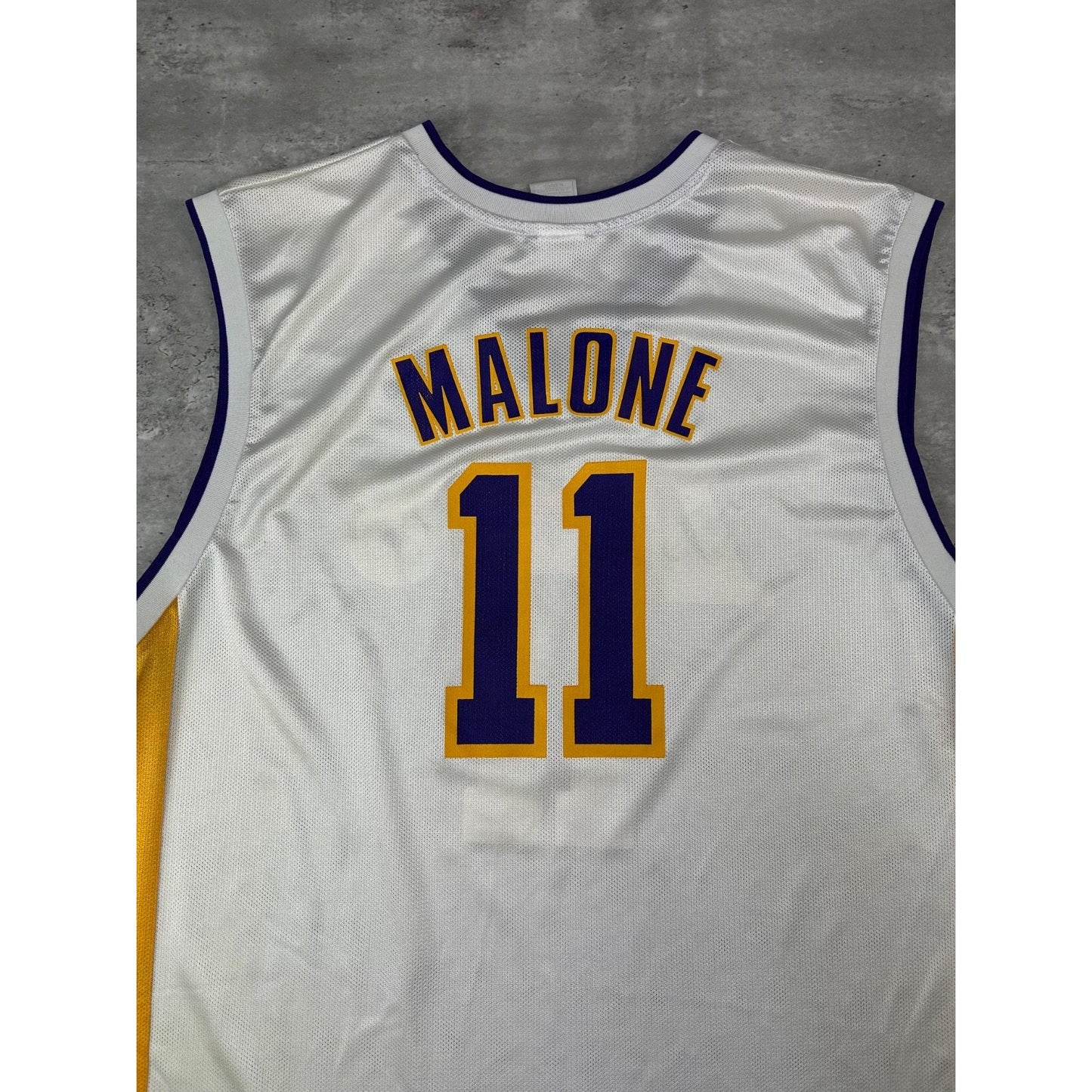 Vintage Karl Malone #11 Los Angeles Lakers NBA Reebok Basketball Jersey Size XL