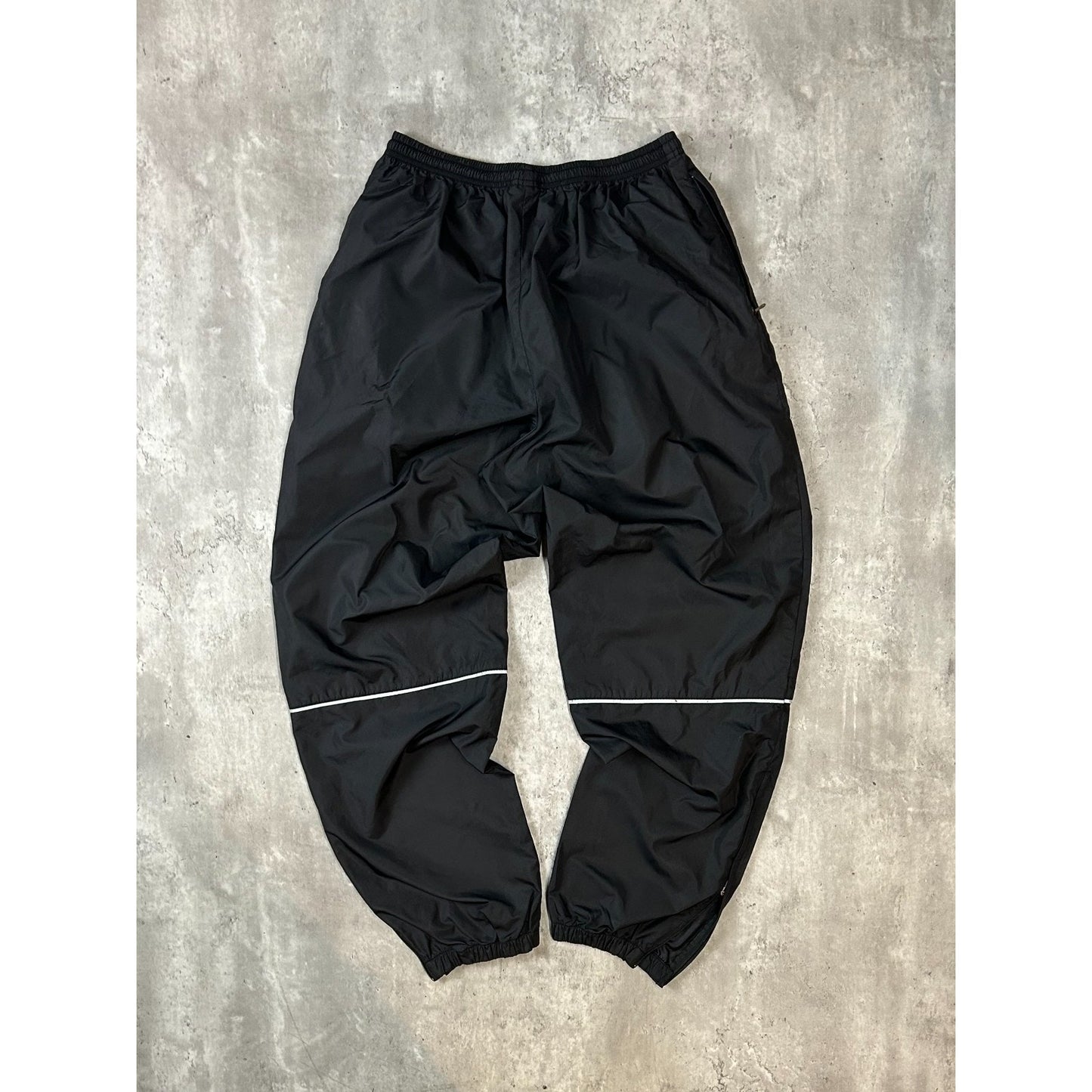 Vintage 2000s YOUTH Nike Embroidered Swoosh Nylon Track Pants Size Large Black