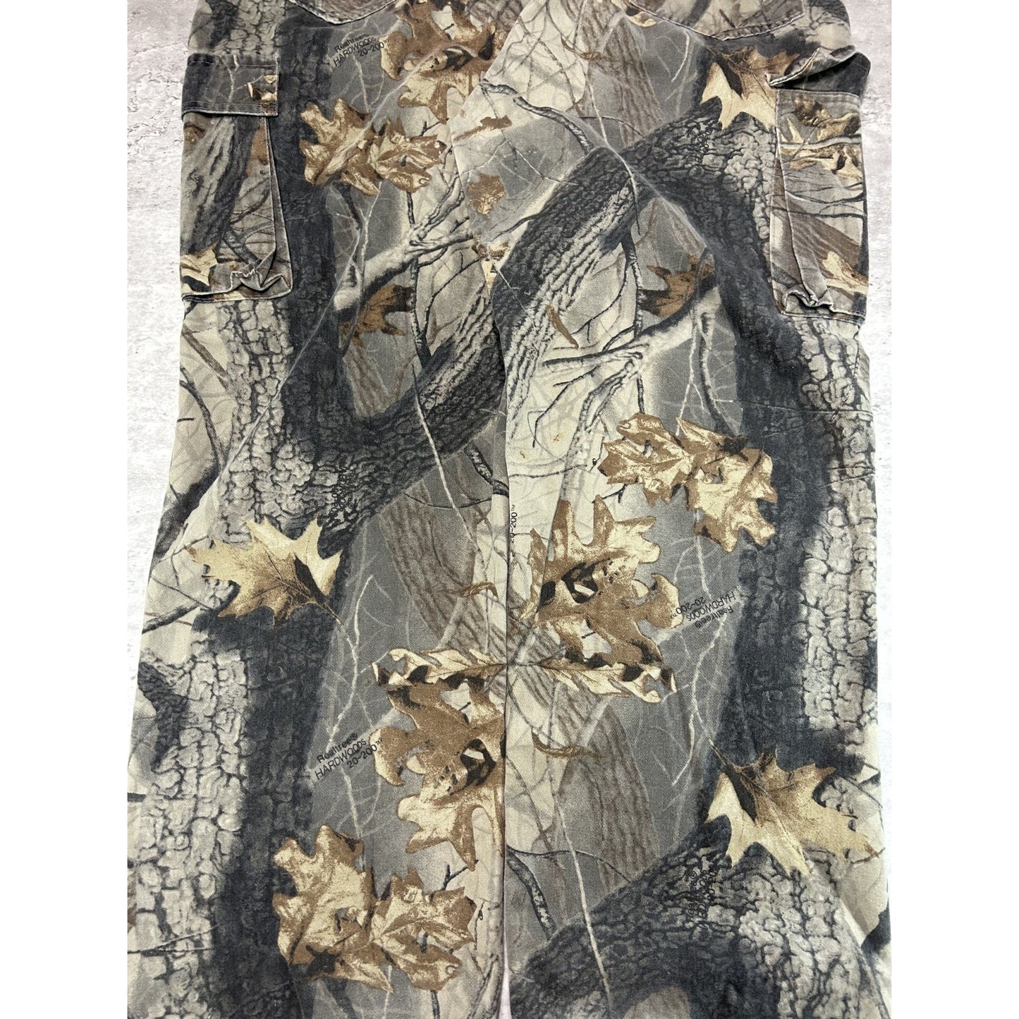 Vintage 90s Liberty Realtree Hardwoods Tree Camo Hunting Cargo Pants Size 43