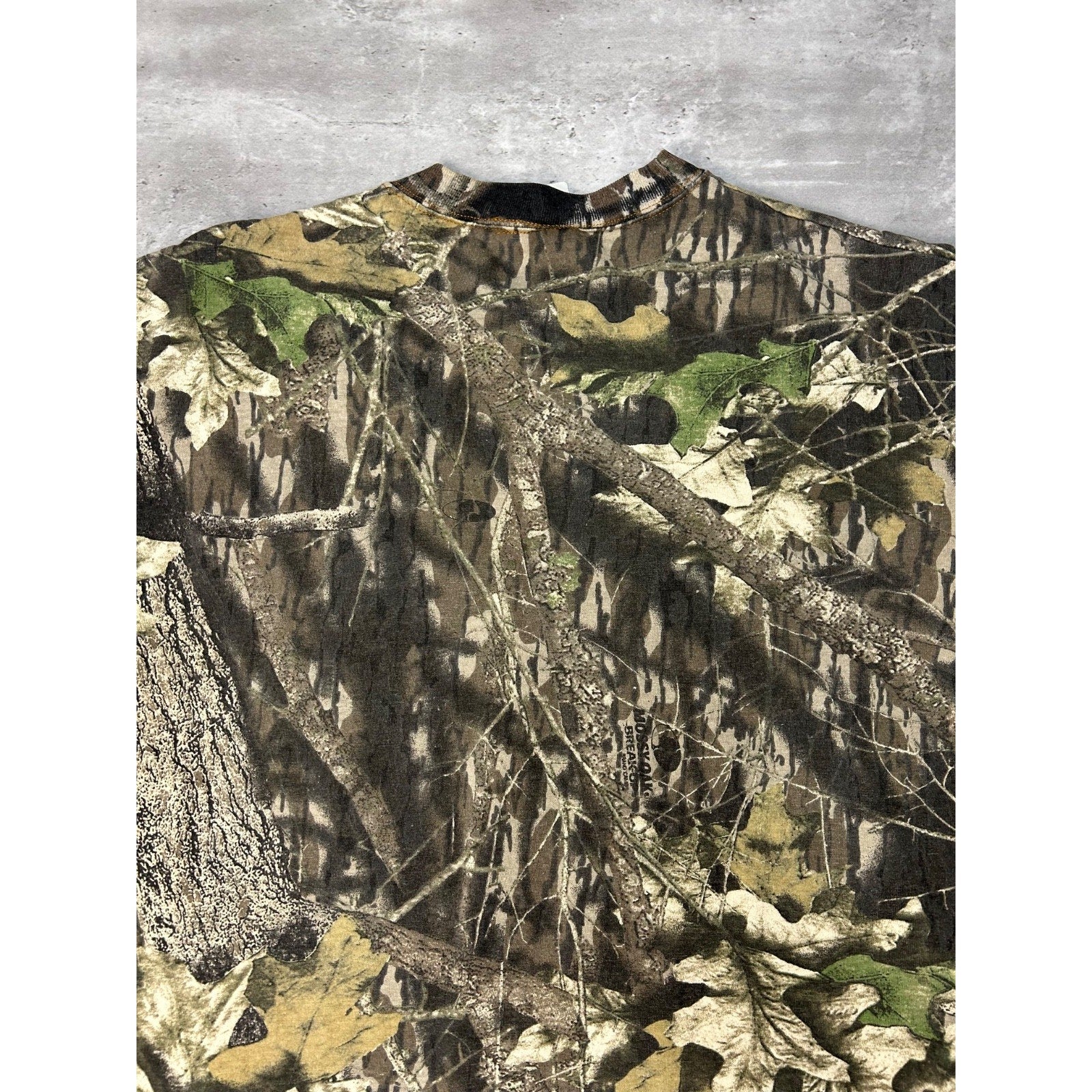 Vintage Mossy Oak Tree Camo Hunting Long Sleeve T-Shirt Size Large