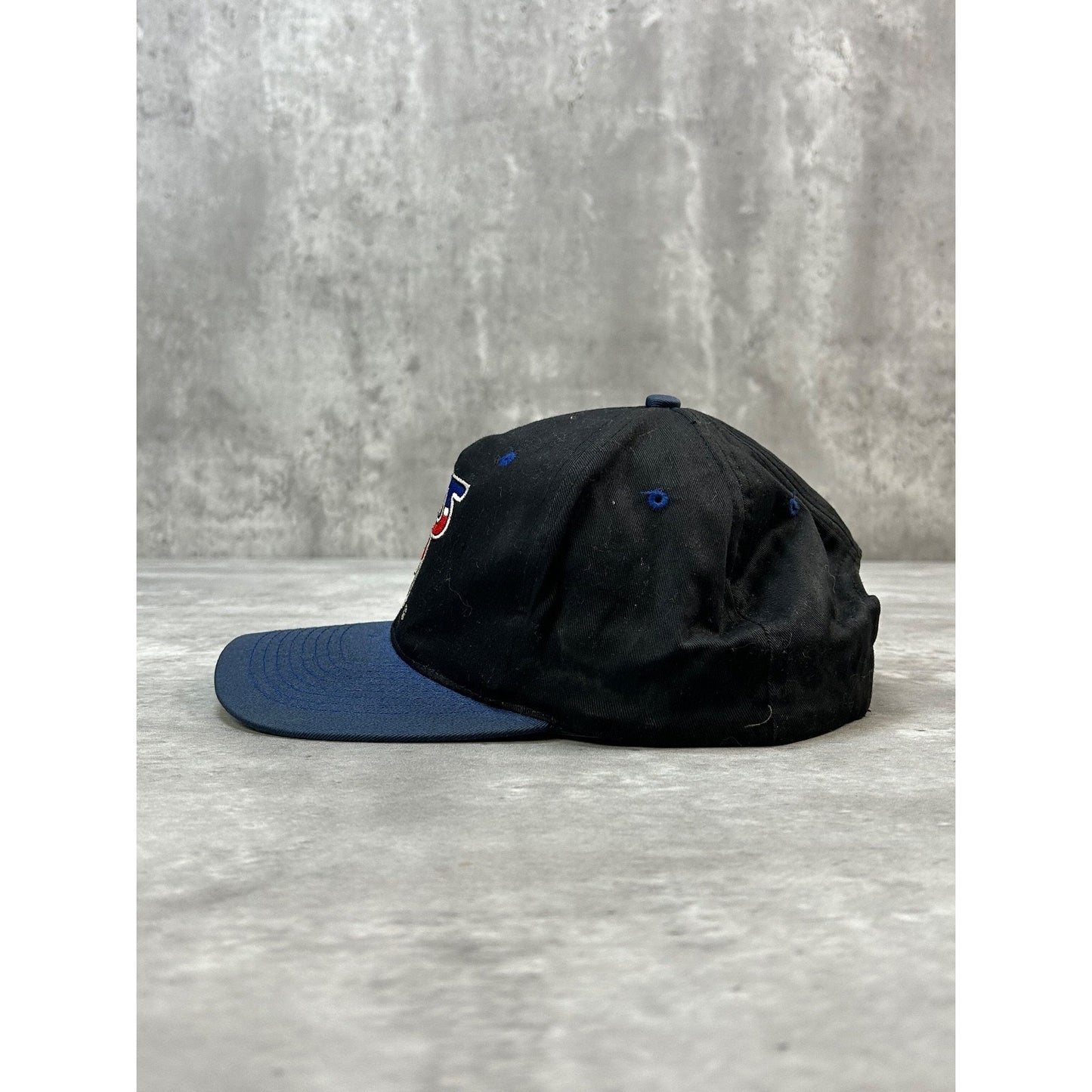 Vintage 90s Brooklyn Nets NBA Embroidered Logo Basketball Snapback Hat OSFA