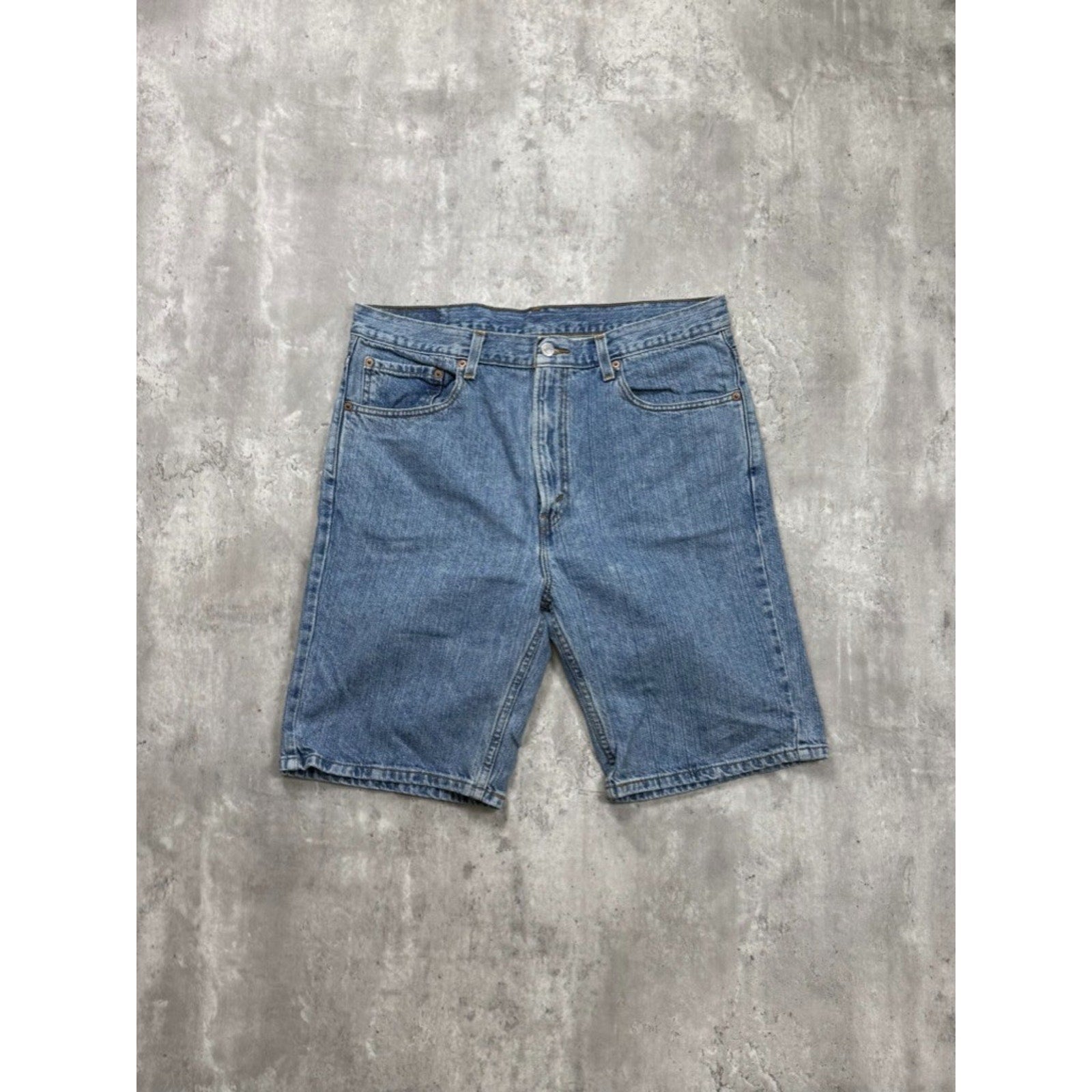 Vintage Levis 505 Red Tab Light Wash Denim Shorts Size 35