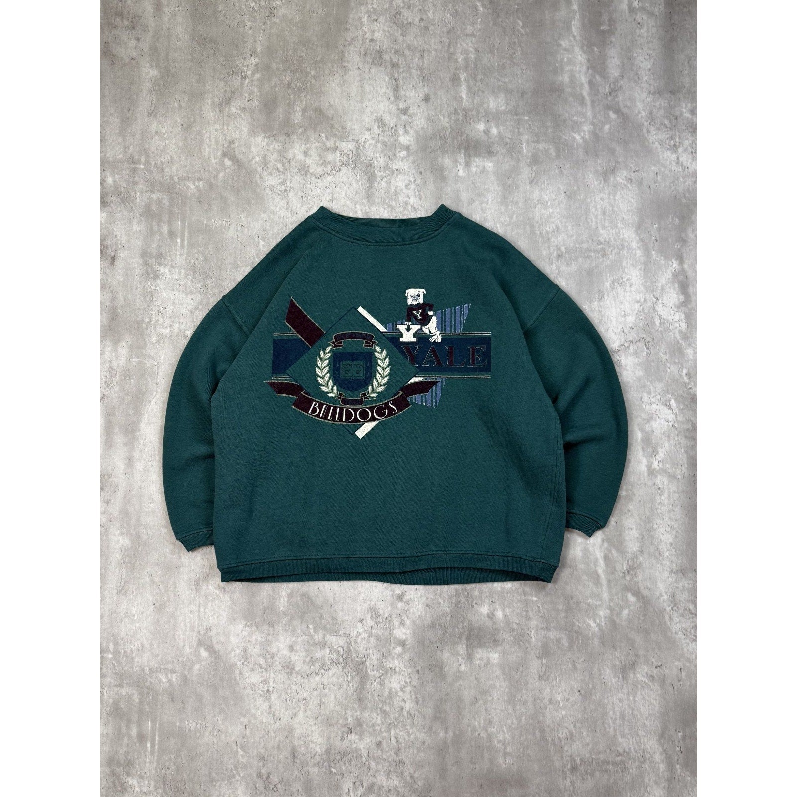 Vintage 90s Yale Bulldogs NCAA Collegiate Spellout Graphic Sweatshirt Size Large