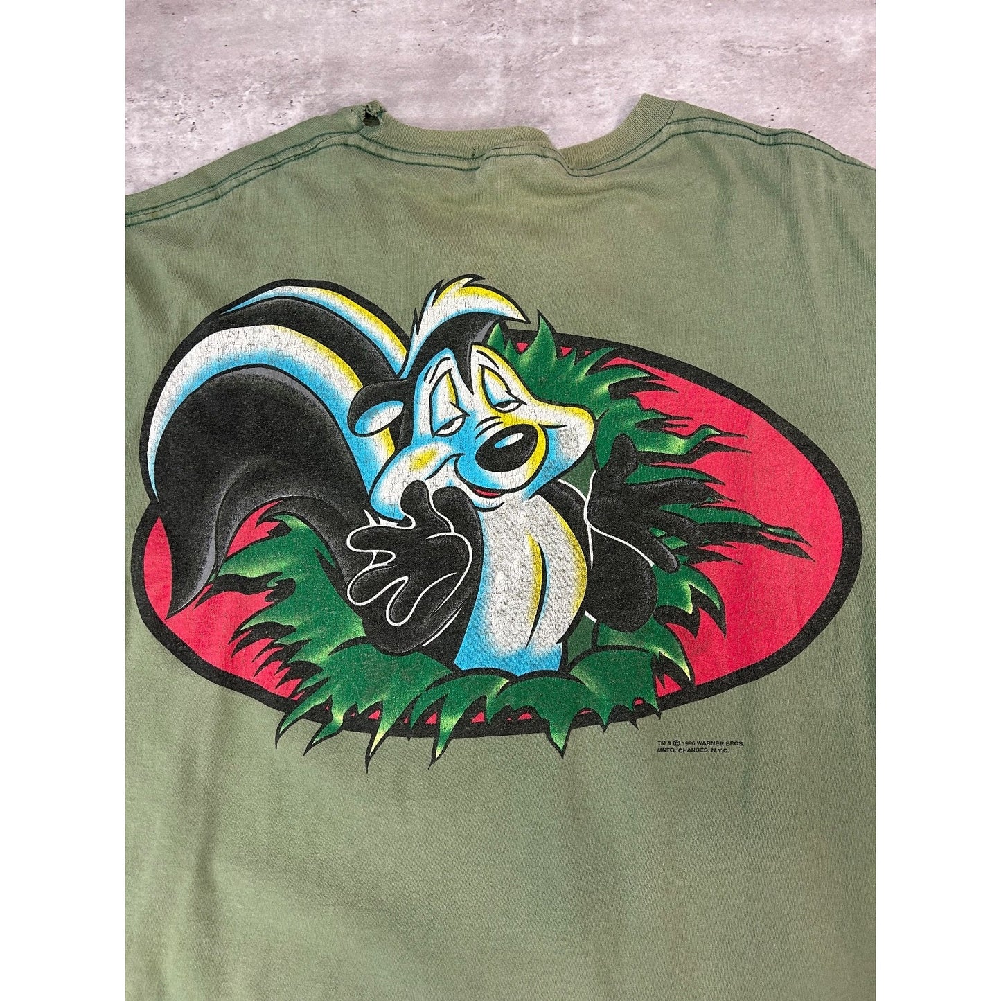Vintage 1995 Looney Tunes Pepe Le Pew Cartoon Character Graphic T-Shirt Size XL