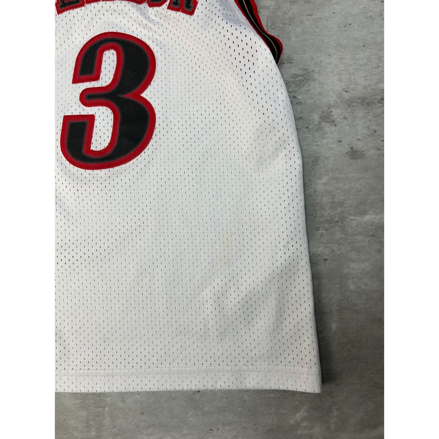 Vintage Allen Iverson #3 Philadelphia 76ers NBA Nike Basketball Jersey YOUTH S