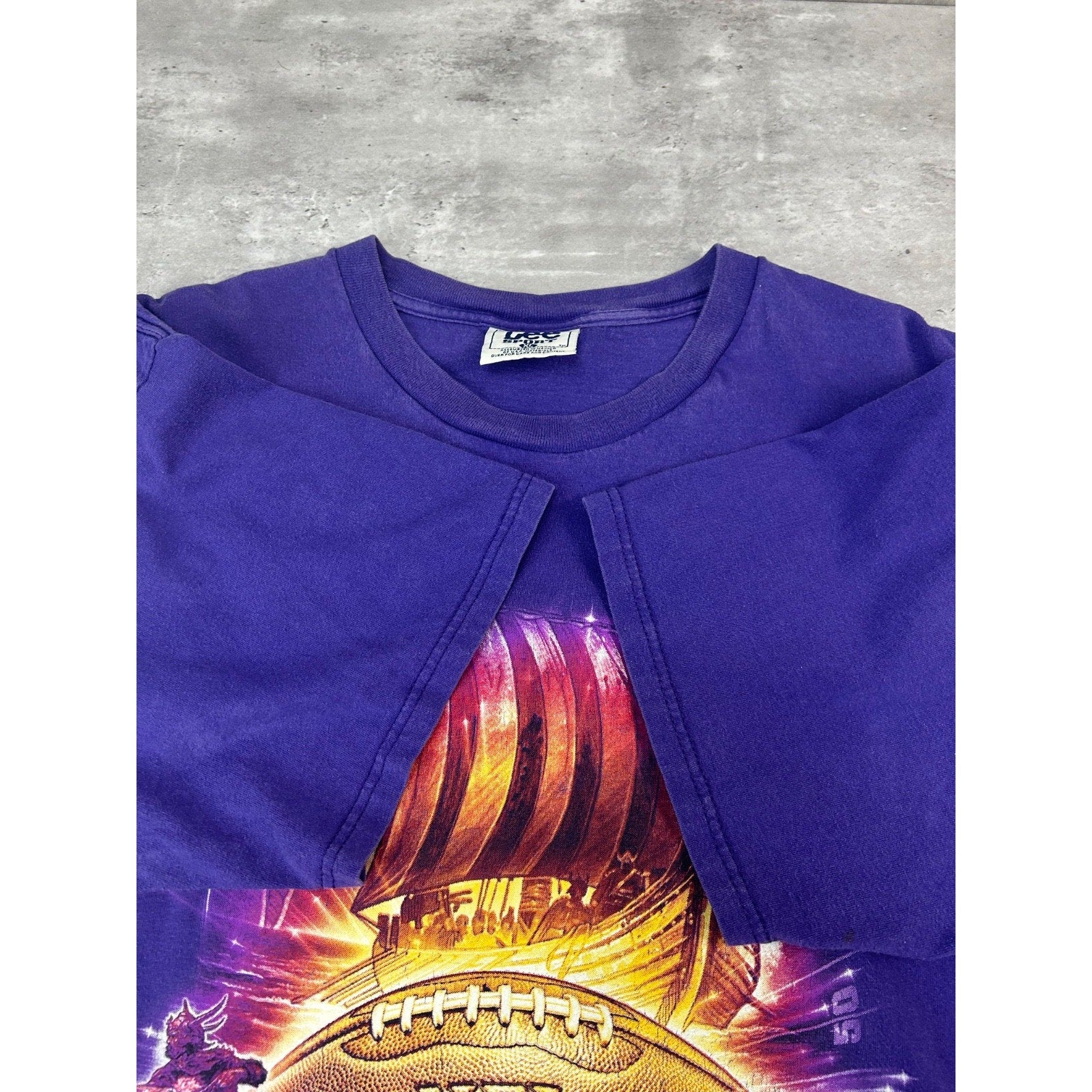 Vintage 1999 Minnesota Vikings NFL Football Graphic T-Shirt Size XL