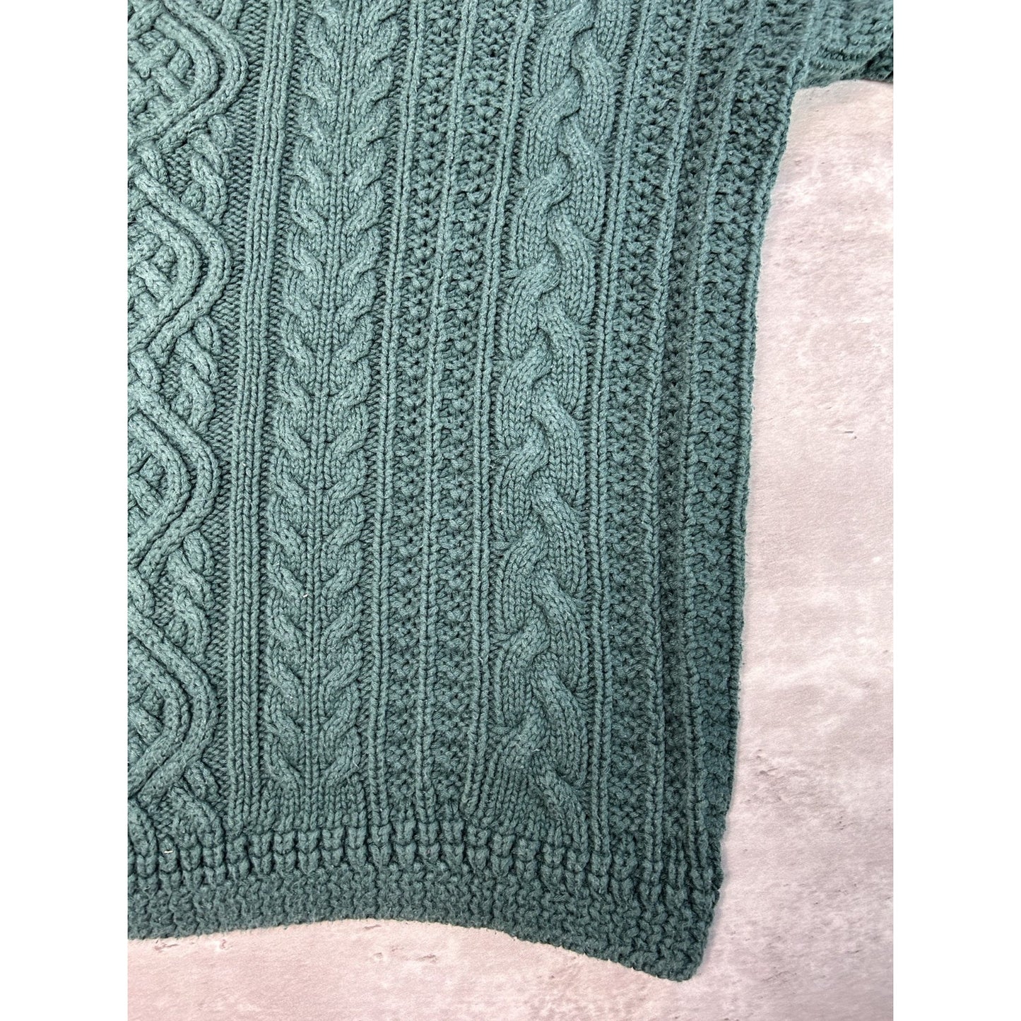 Vintage 80s/90s Rizer Cable Knit Pullover Sweater Size Large Green