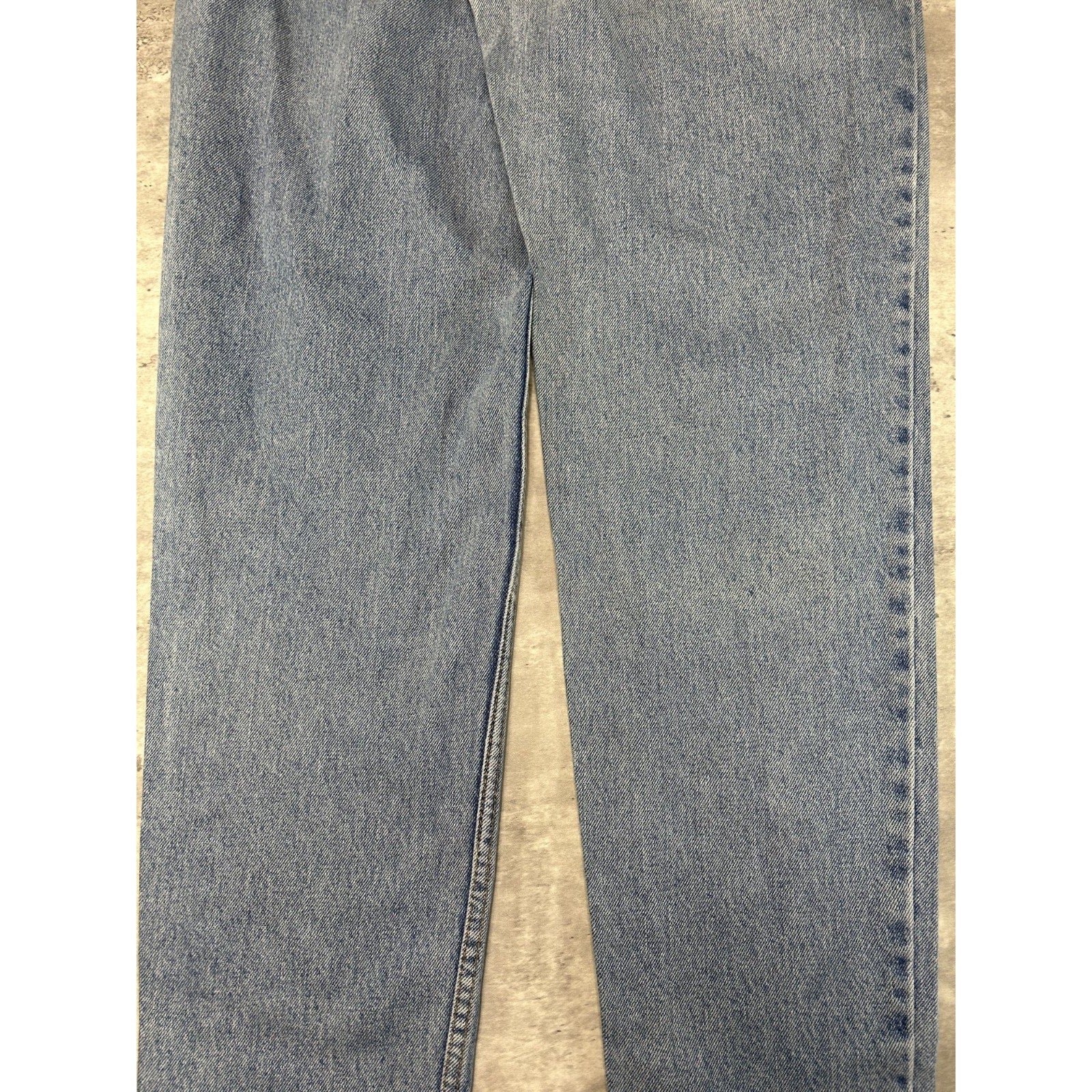 Vintage 90s Womens Levis 550 Red Tab Light Wash Denim Pants Size 33 Blue
