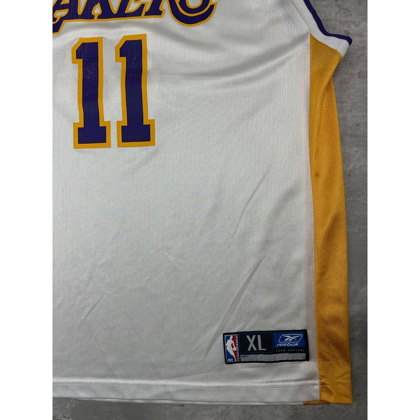 Vintage Karl Malone #11 Los Angeles Lakers NBA Reebok Basketball Jersey Size XL