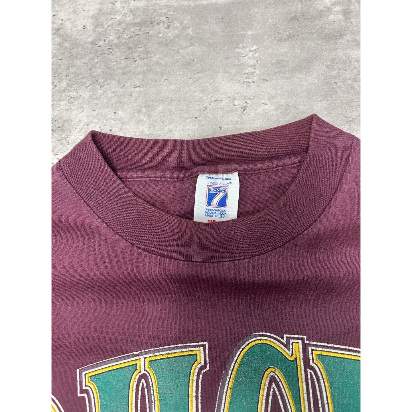 Vintage 1993 Anaheim Mighty Ducks NHL Spellout Graphic Hockey T-Shirt Sz Medium