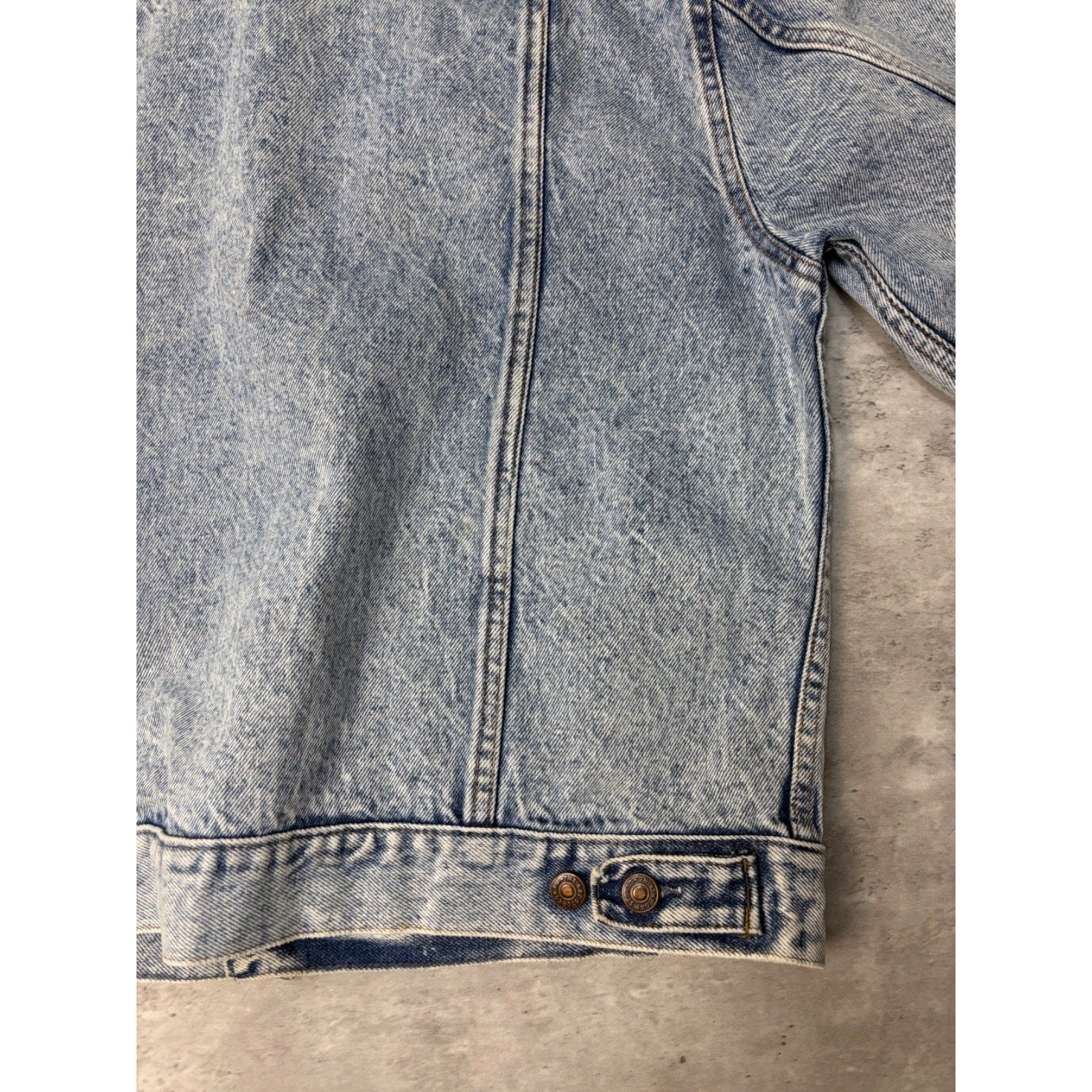 Vintage 90s Gap Denim Light Wash Denim Trucker Jacket Size Medium