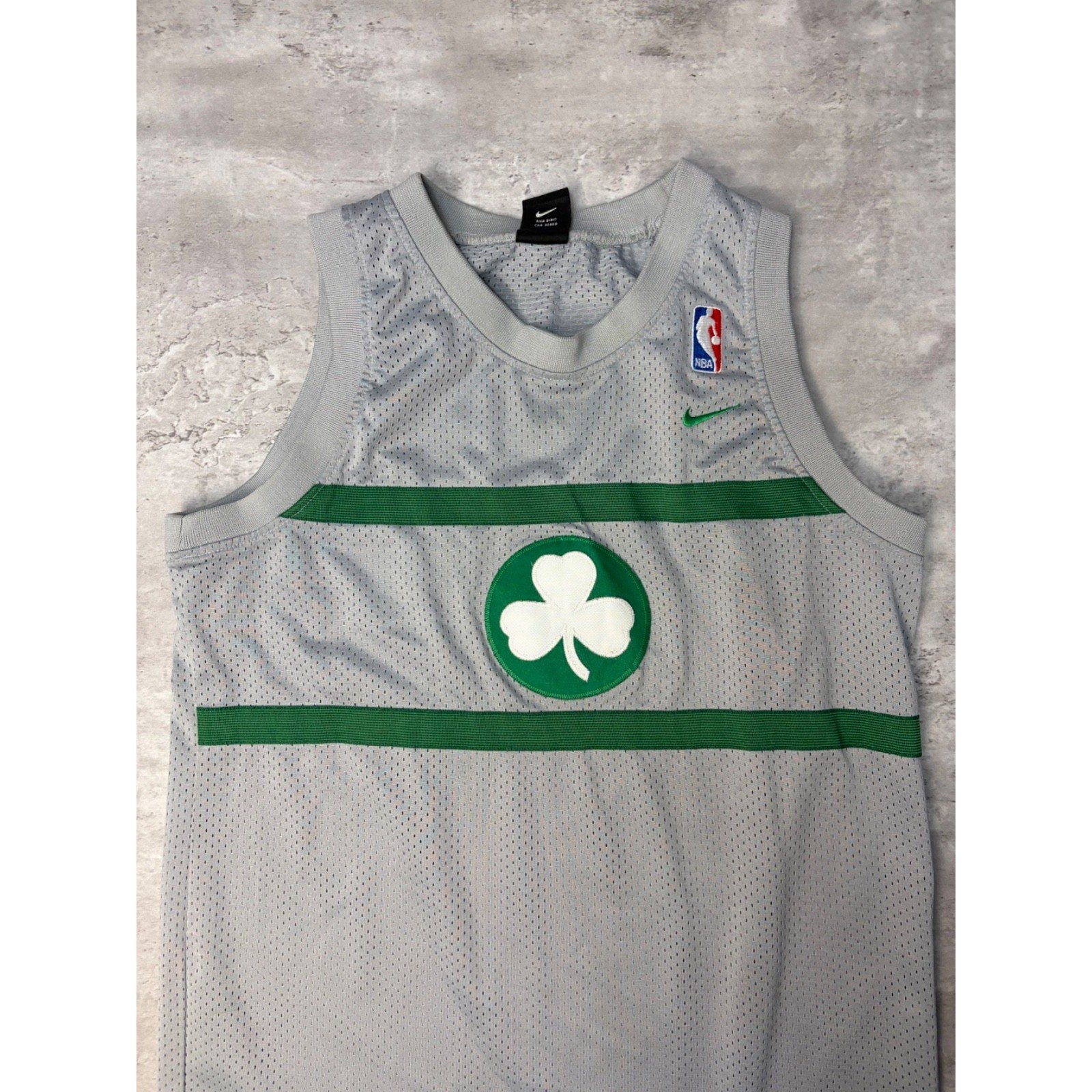Vintage Paul Pierce #34 Boston Celtics NBA Nike Basketball Jersey Size XL YOUTH