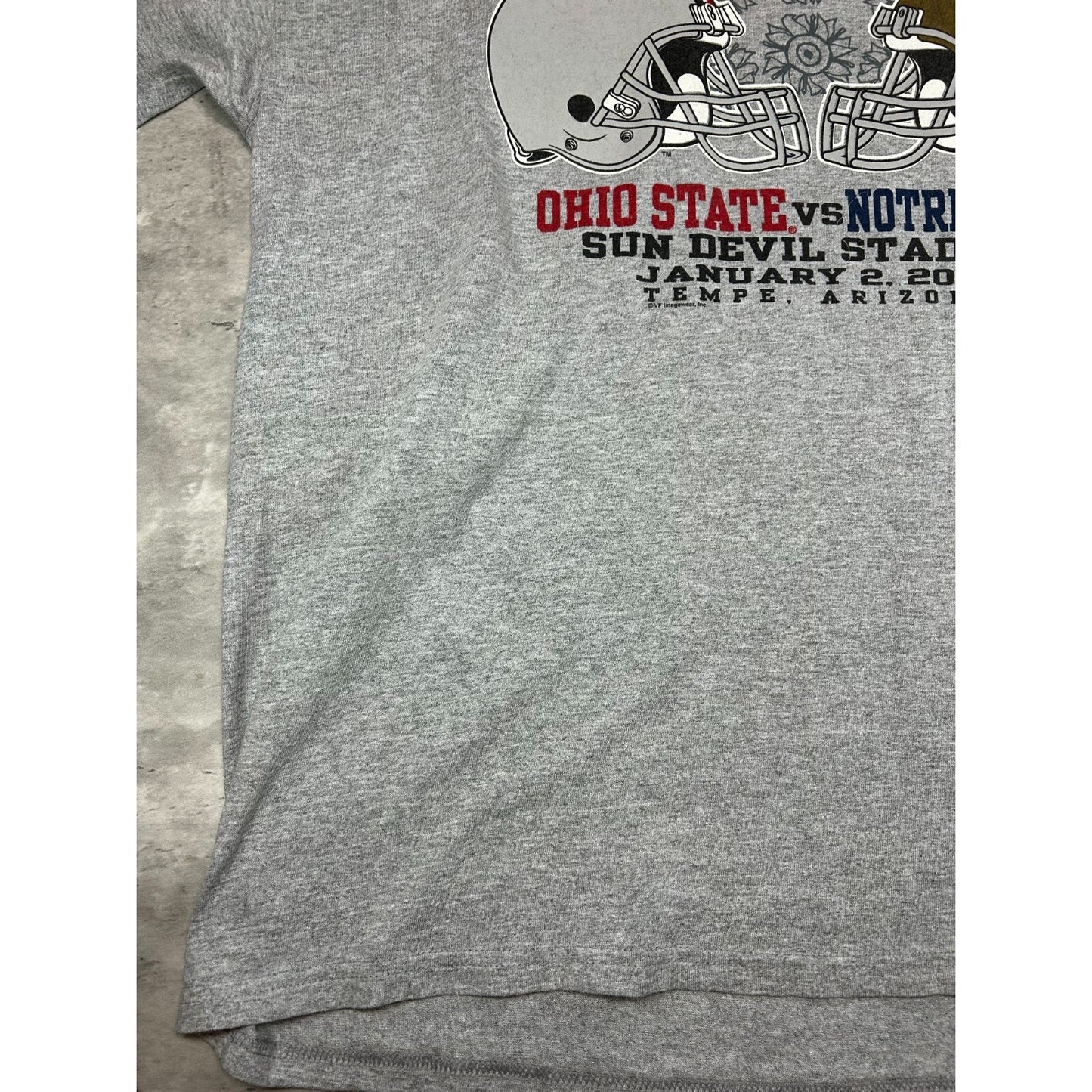 Vintage 2006 Buckeyes vs. Fighting Irish NCAA Football Graphic T-Shirt Size XL