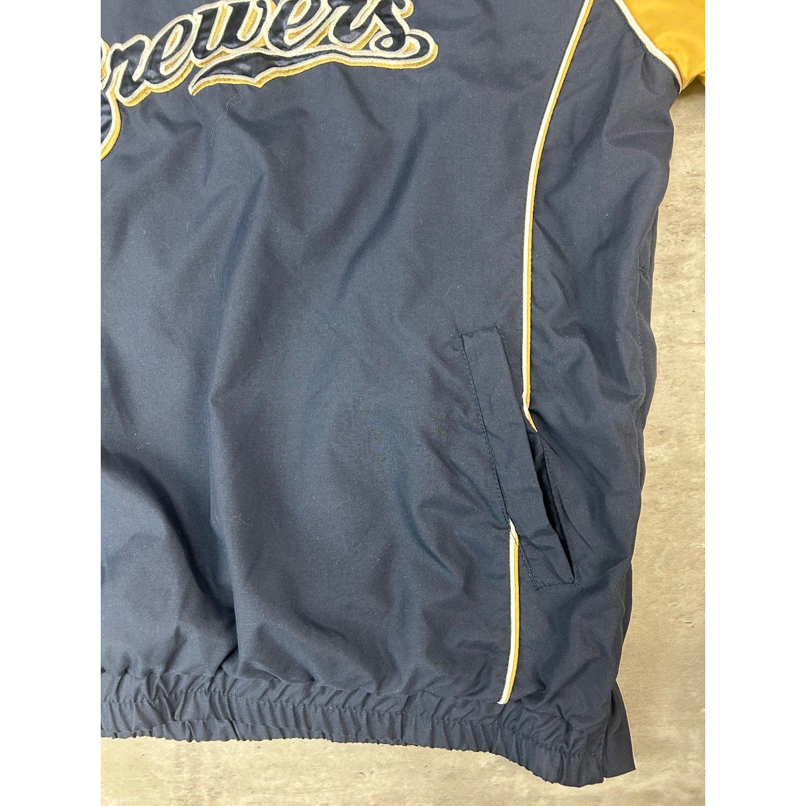 Vintage Milwaukee Brewers MLB Embroidered Pullover Baseball Jacket Size Large