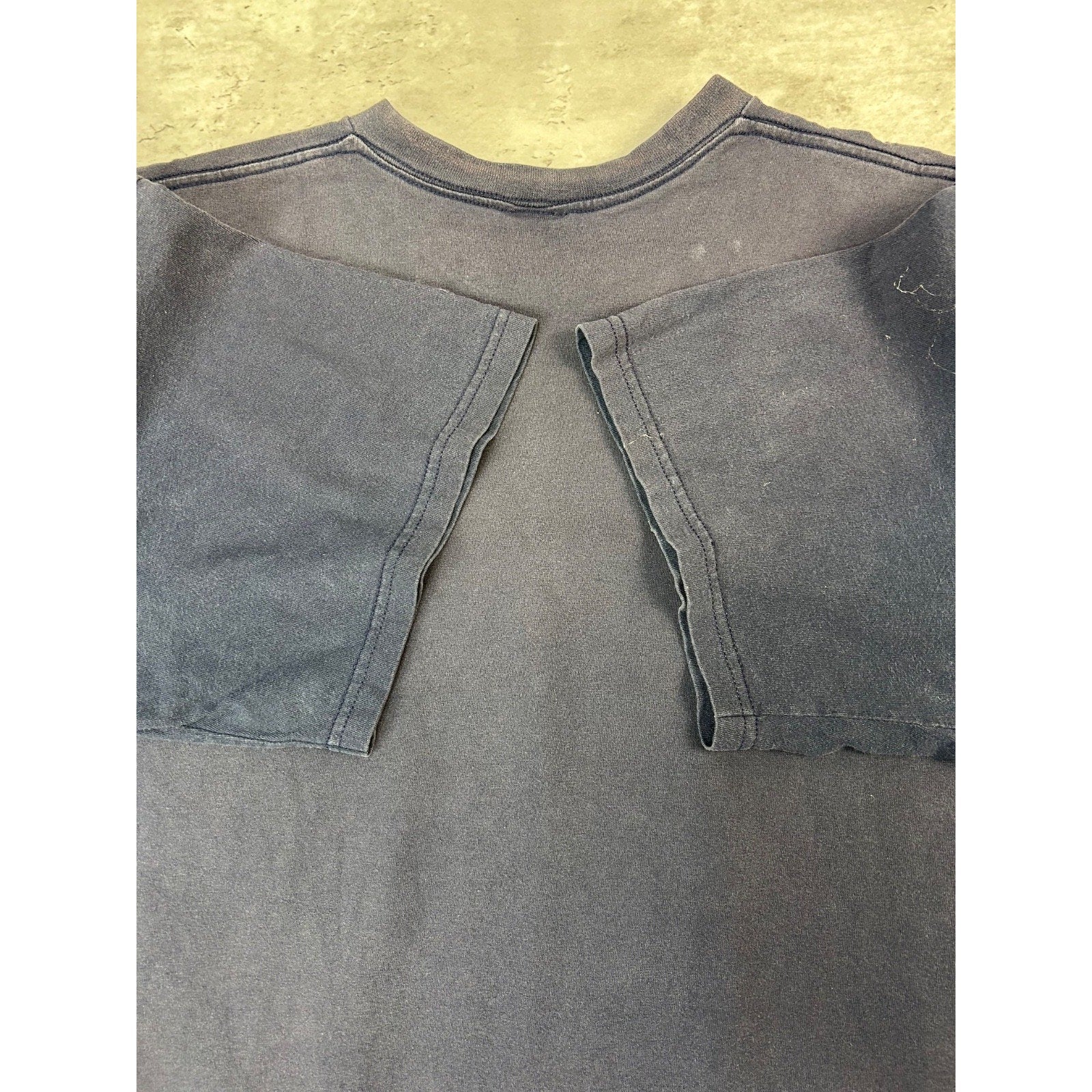 Vintage Nike Mini Swoosh Sleeve Graphic Pocket T-Shirt Size 2XL Blue