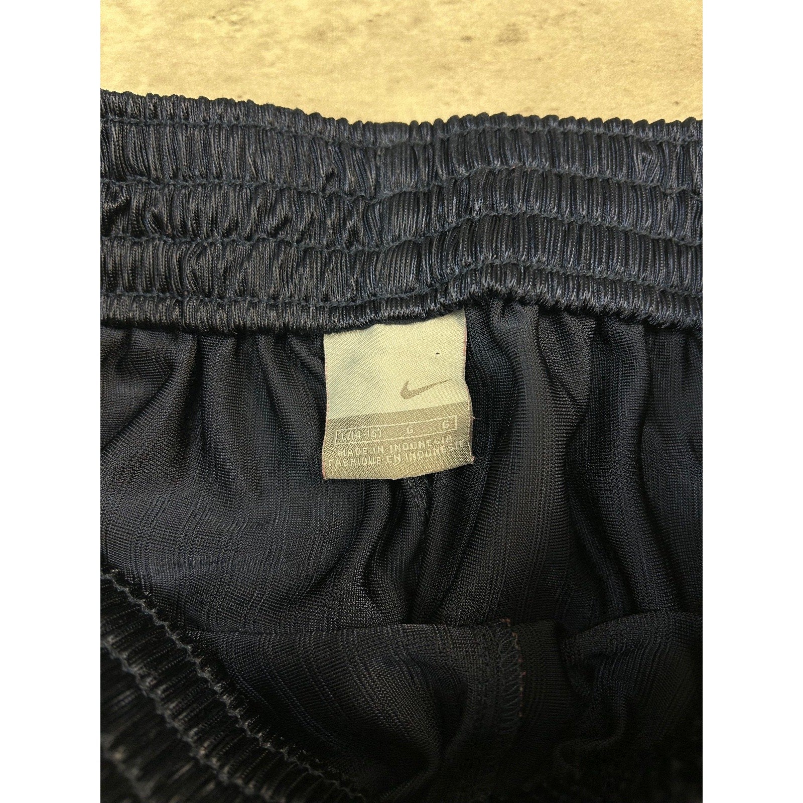 Vintage 2000s Nike Embroidered Swoosh Nylon Tearaway Pants Size Large YOUTH