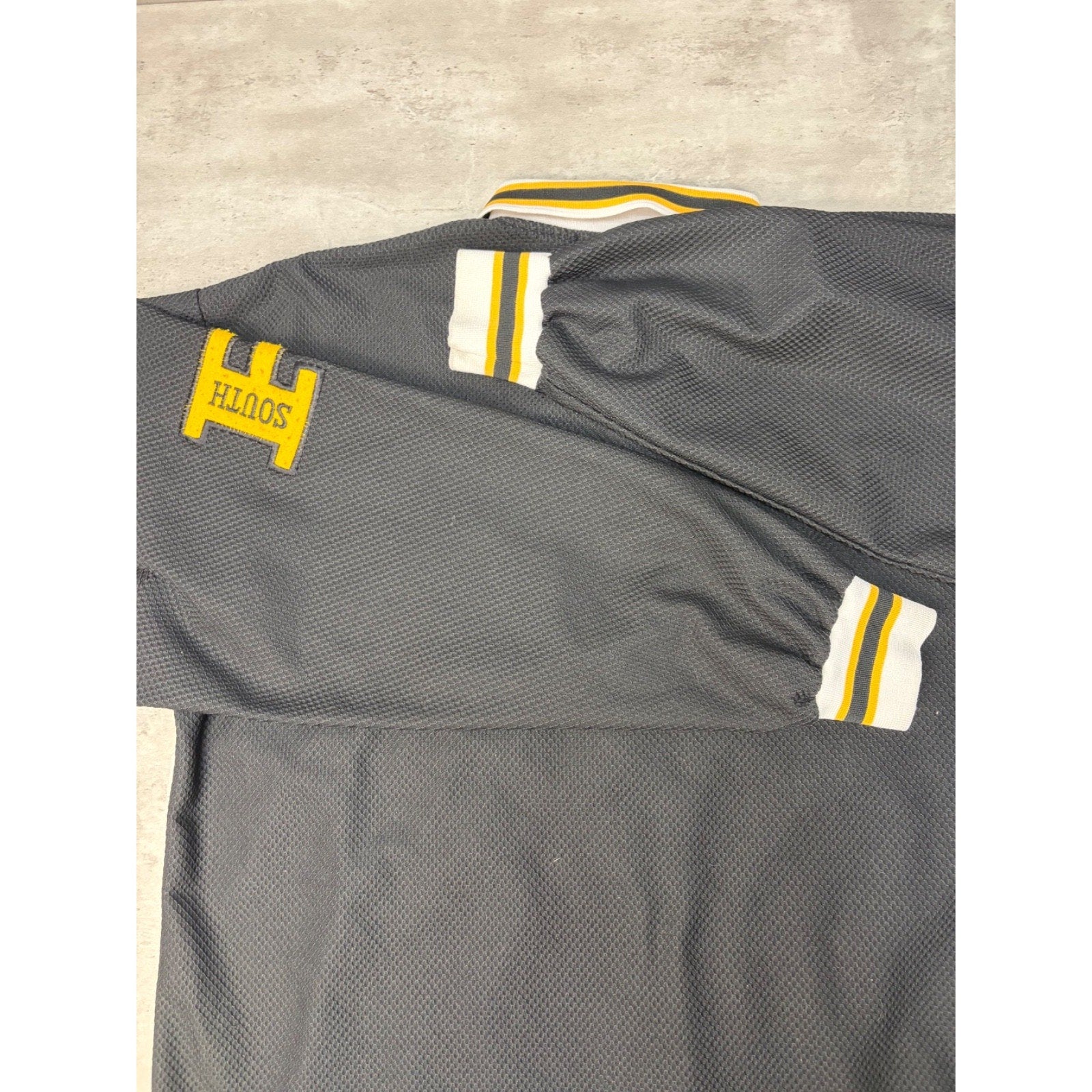 Vintage Southpole Pittsburgh Embroidered Spellout Collared Jersey Size XL