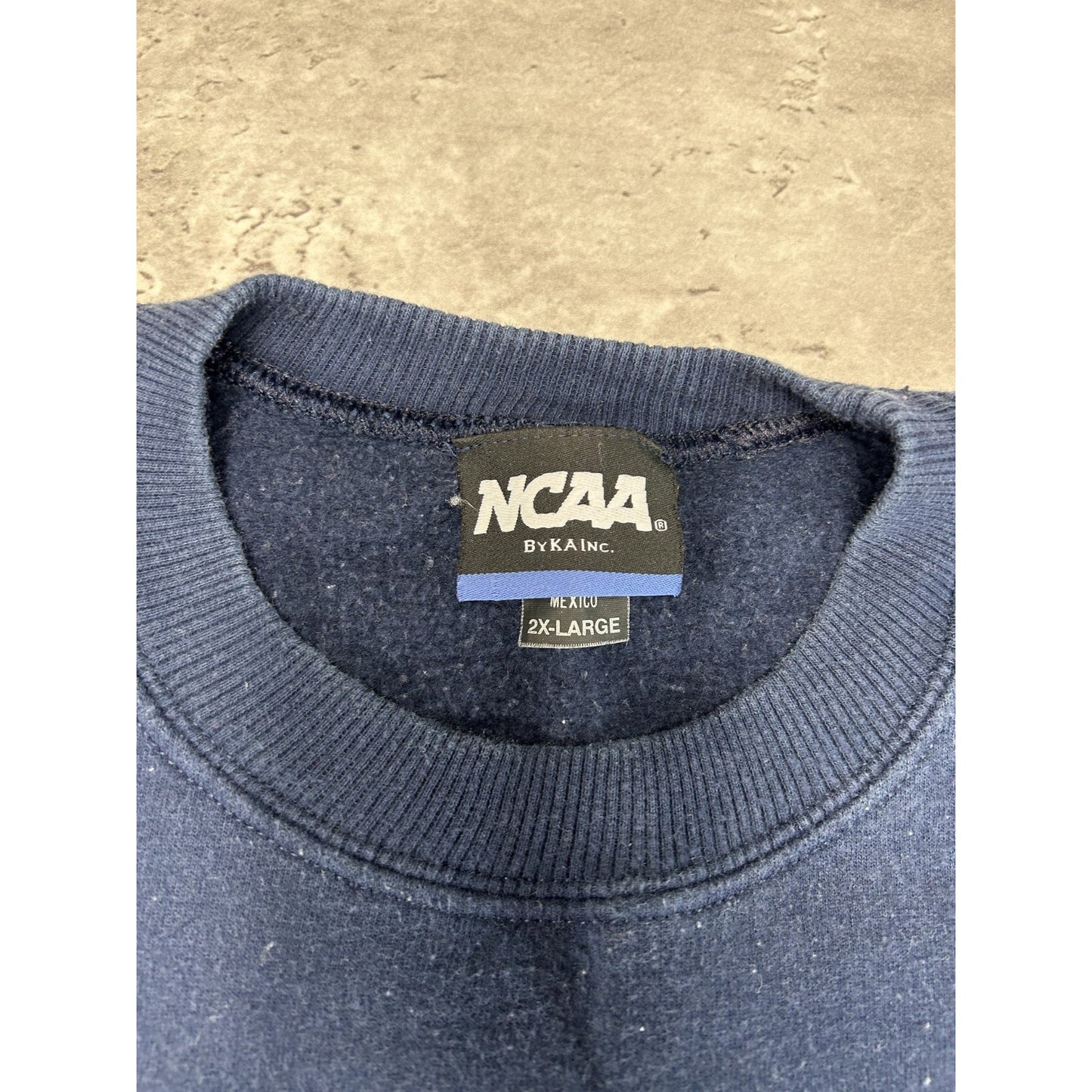 Vintage Notre Dame Fighting Irish NCAA Spellout Graphic Sweatshirt Size 2XL