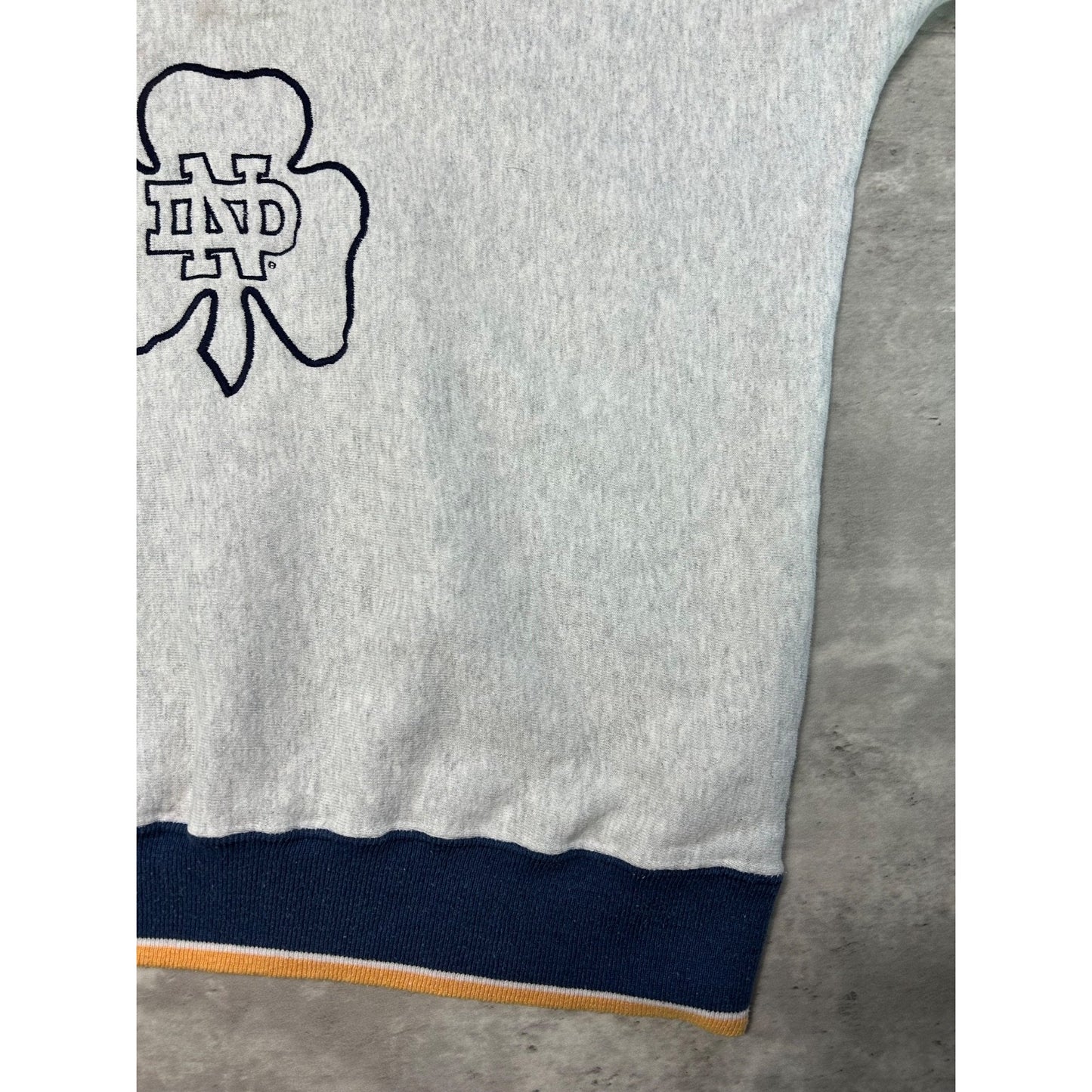 Vintage 90s Notre Dame NCAA Embroidered Arm To Arm Spellout Sweatshirt Sz Large