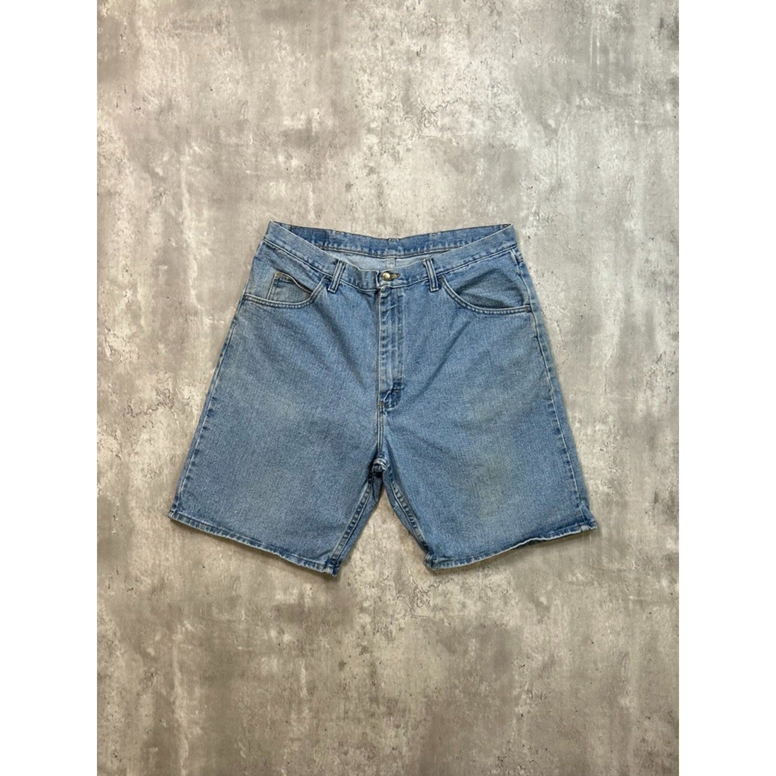Vintage Wrangler Authentic Jeans Light Wash Denim Shorts Size 34