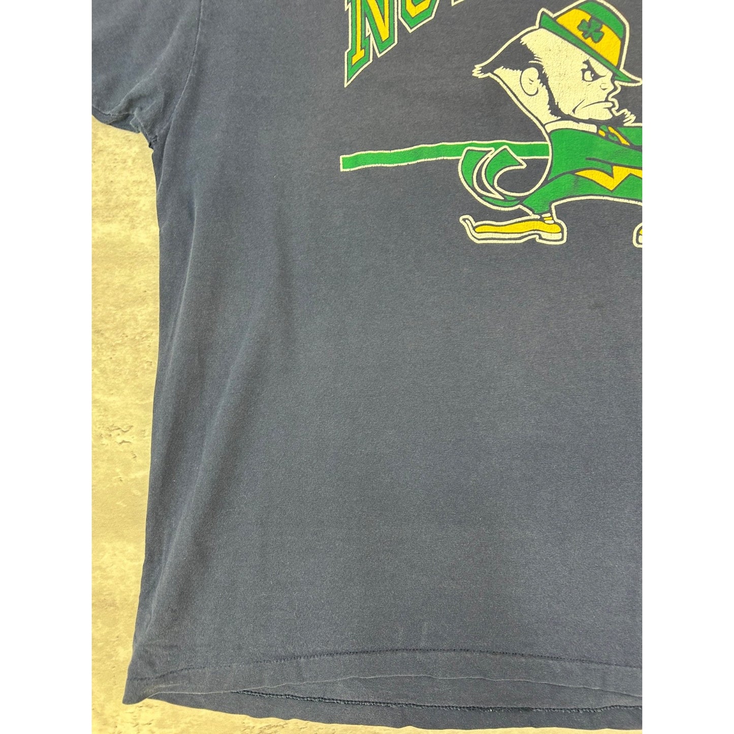 Vintage 90s Notre Dame Fighting Irish NCAA Spellout Graphic T-Shirt Size XL