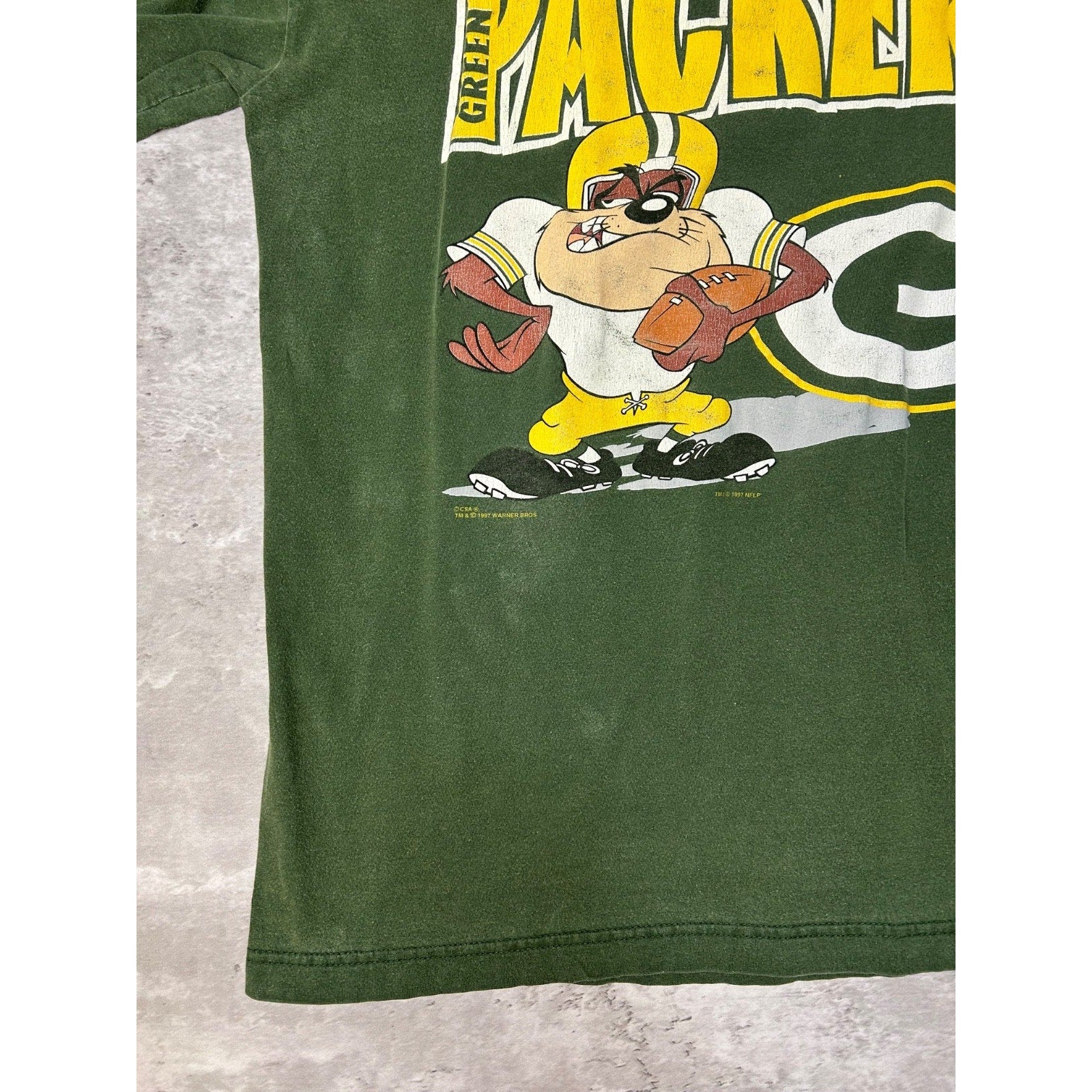Vintage 1997 Green Bay Packers NFL Looney Tunes Taz Graphic T-Shirt Size XL