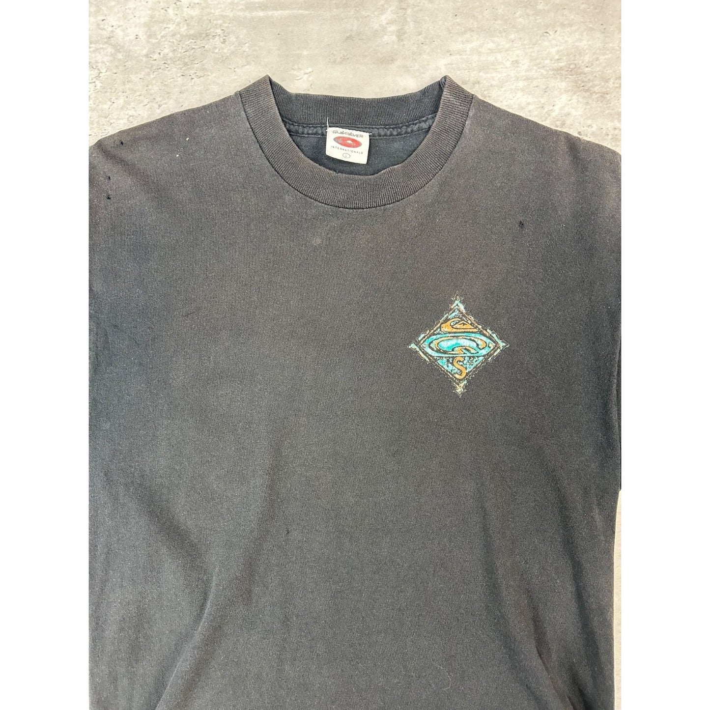 Vintage 90s Quiksilver Surf Crest Logo Graphic T-Shirt Size Large Black