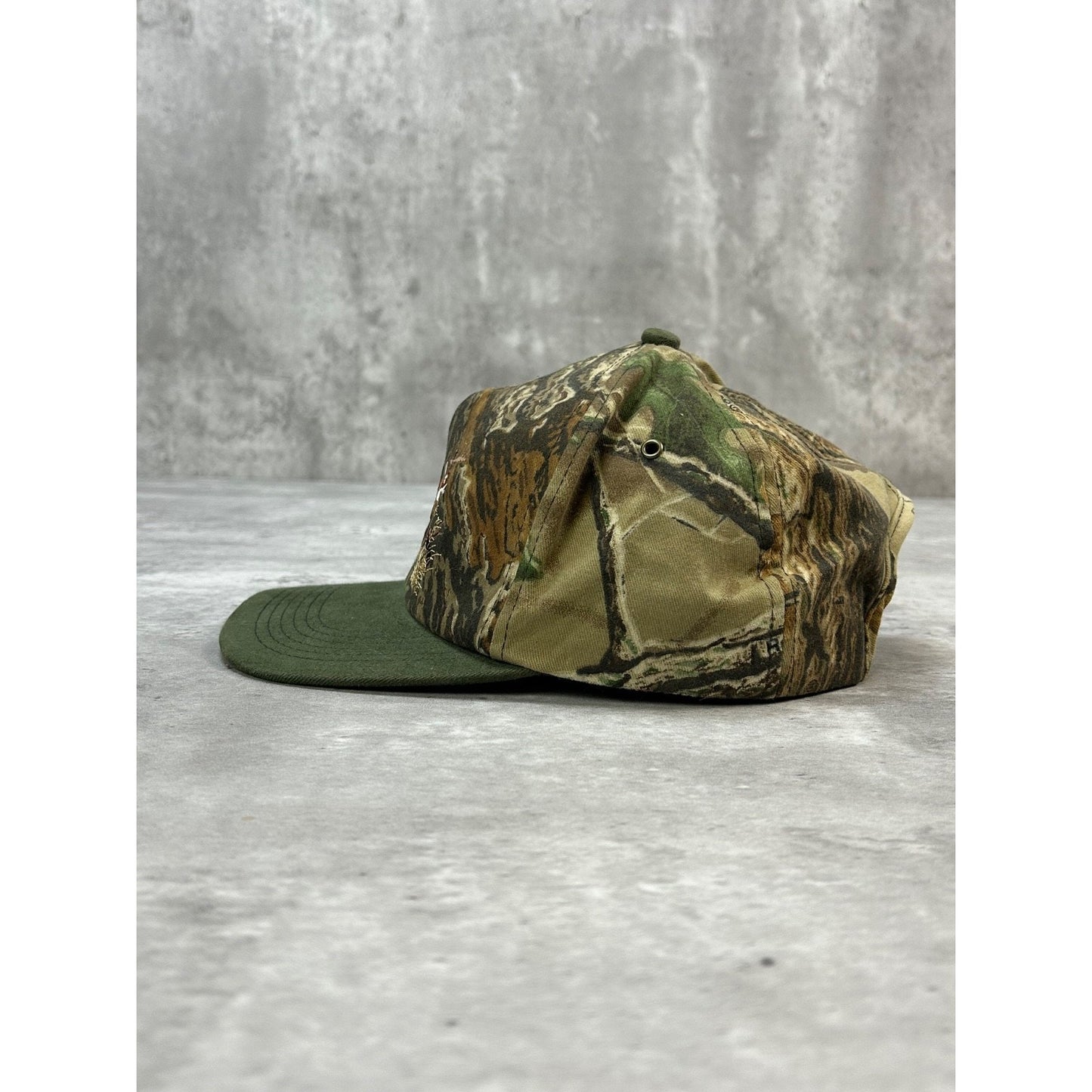 Vintage 90s John Deere Embroidered Deer Camo Hunting Snapback Hat OSFA