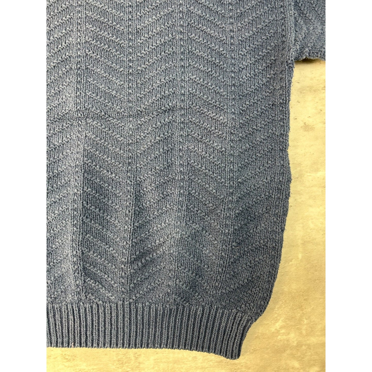 Vintage Zig Zag Striped Solid Print Pullover Knit Sweater Size Large