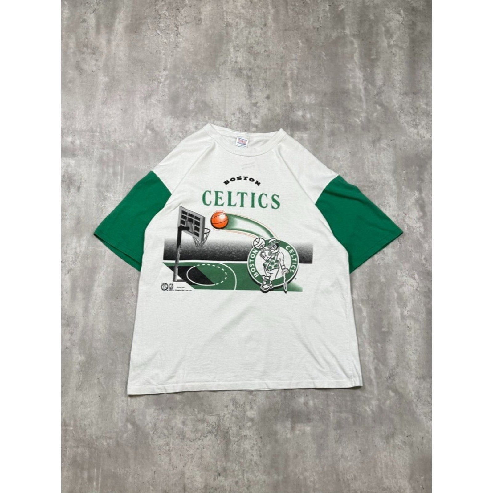 Vintage 1994 Boston Celtics NBA Embroidered Spellout Graphic T-Shirt Size XL