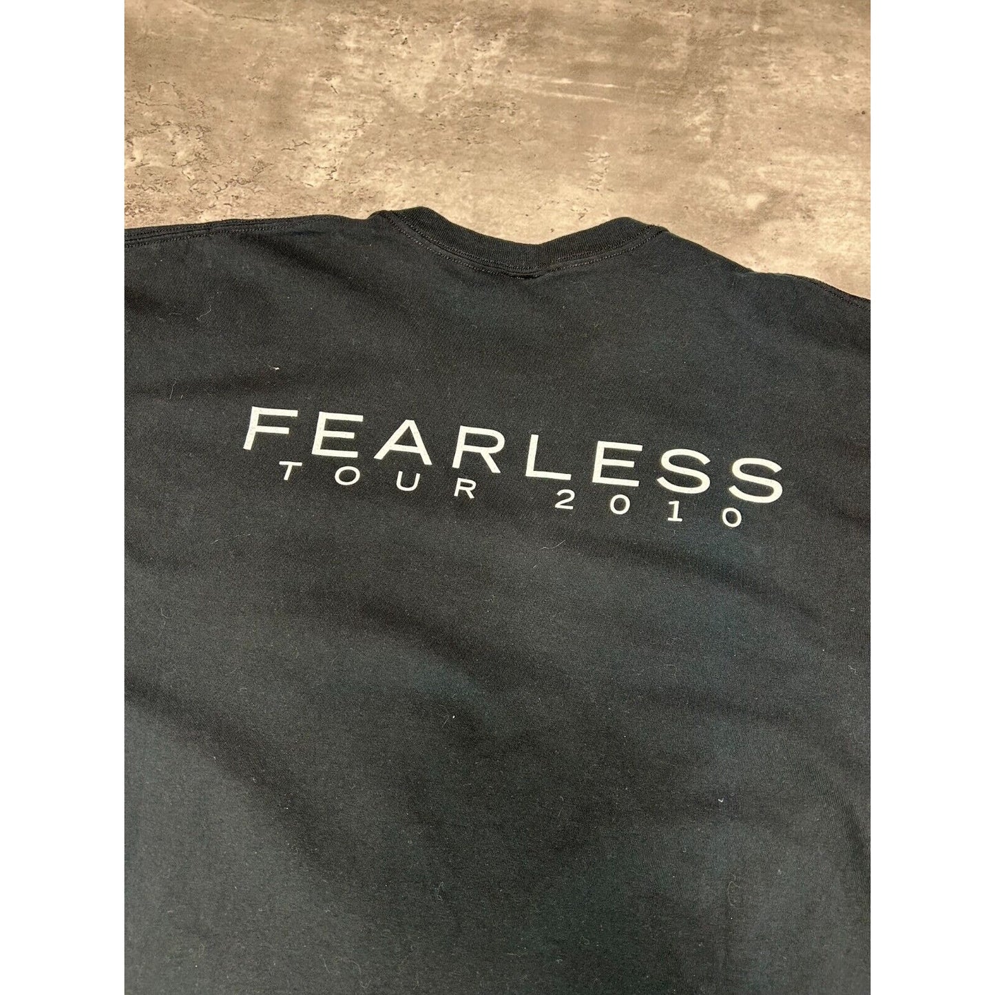 2010 Taylor Swift Fearless Country Music Tour Crew Graphic T-Shirt Size XL Black