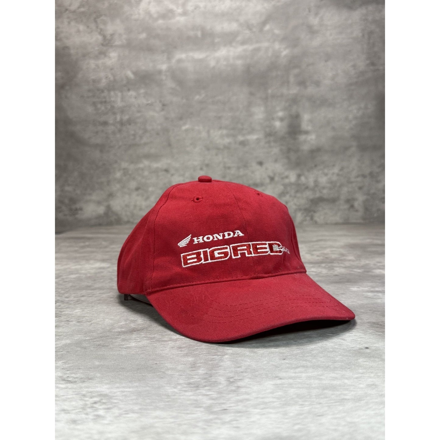 Vintage 90s Honda Big Red Embroidered Spellout Strapback Hat OSFA Red