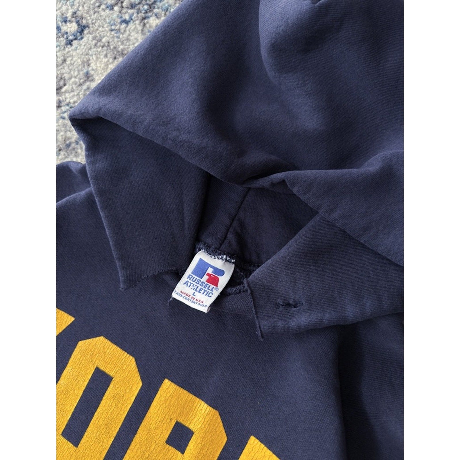90s York 93-31 Graphic Spellout Russell Athletic Hoodie Sweatshirt Size Large