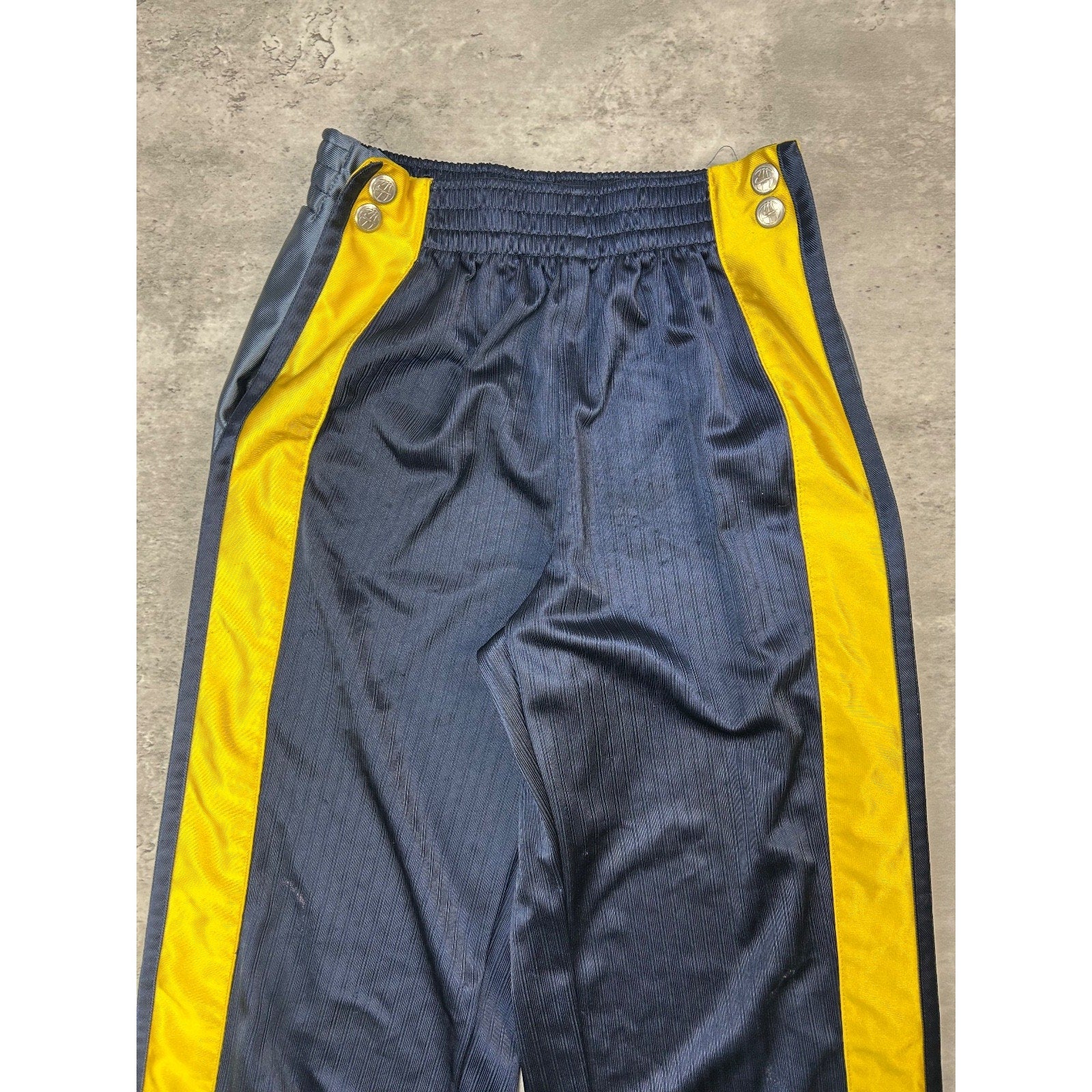 Vintage 2000s Nike Embroidered Swoosh Nylon Tearaway Pants Size Large YOUTH